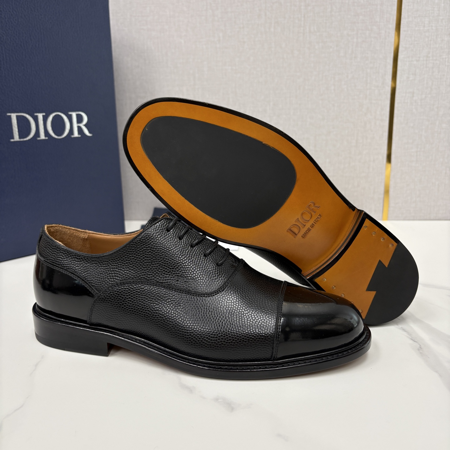 💋💍CD家新品 Dio* 迪-奥 高版本新款男士正装鞋皮鞋， Embassy德比鞋。 官方 9,400。