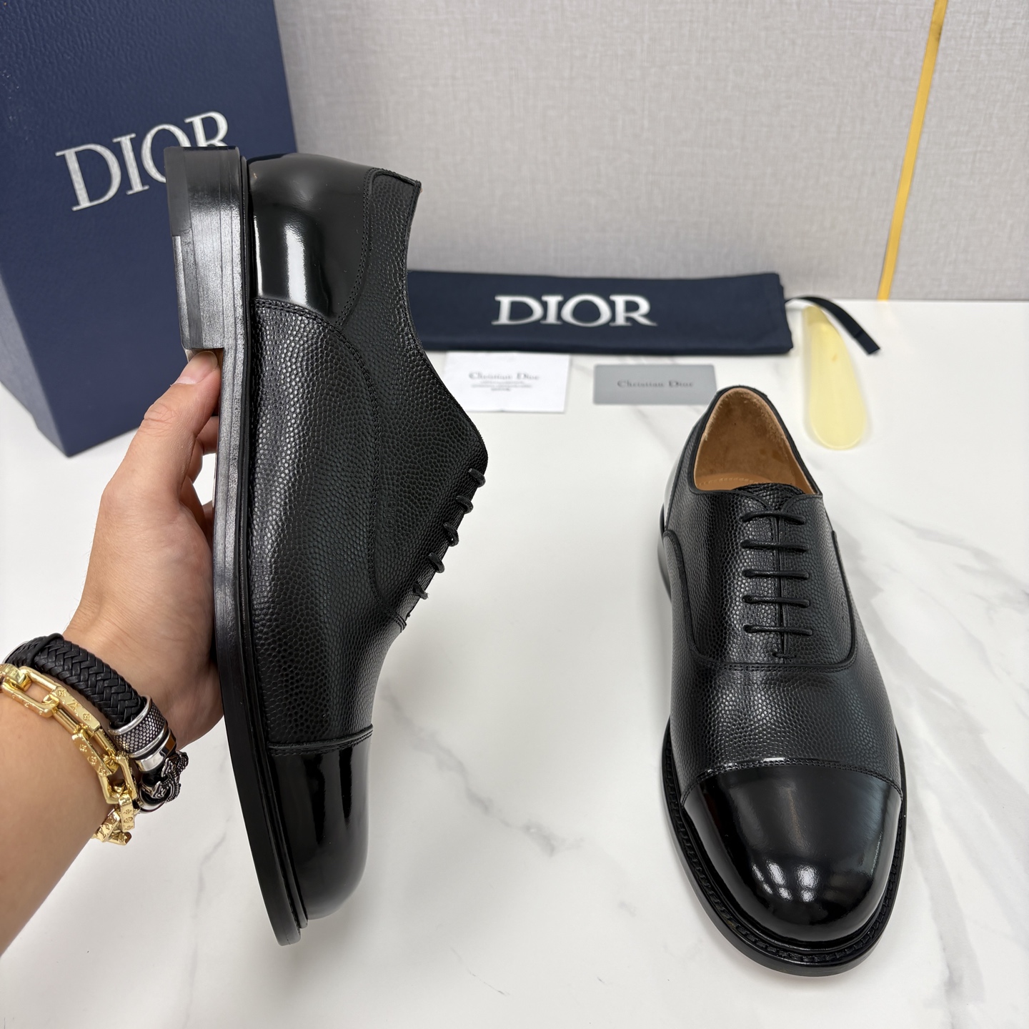 💋💍CD家新品 Dio* 迪-奥 高版本新款男士正装鞋皮鞋， Embassy德比鞋。 官方 9,400。