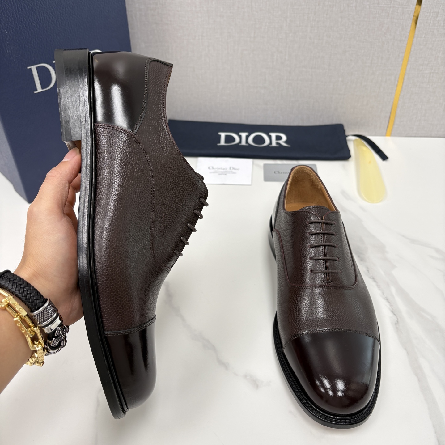 💋💍CD家新品 Dio* 迪-奥 高版本新款男士正装鞋皮鞋， Embassy德比鞋。 官方 9,400。