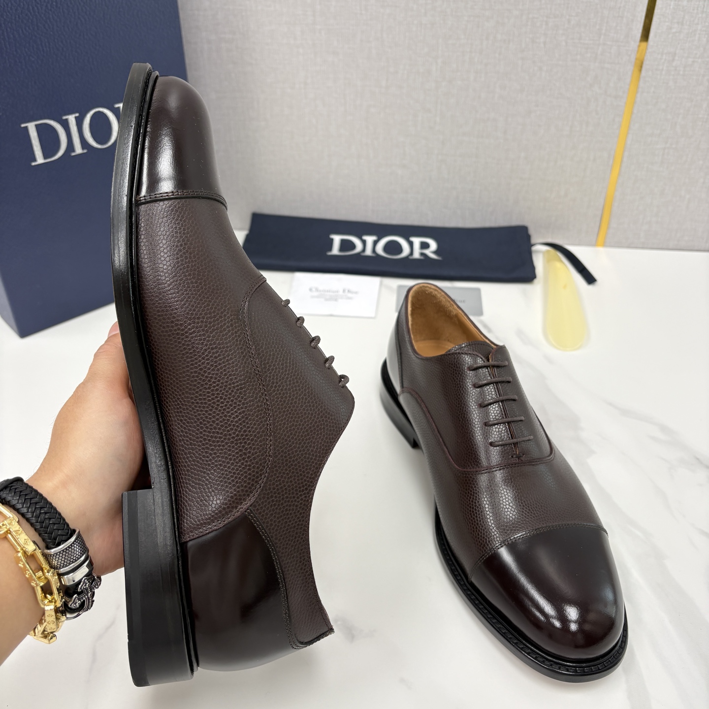 💋💍CD家新品 Dio* 迪-奥 高版本新款男士正装鞋皮鞋， Embassy德比鞋。 官方 9,400。