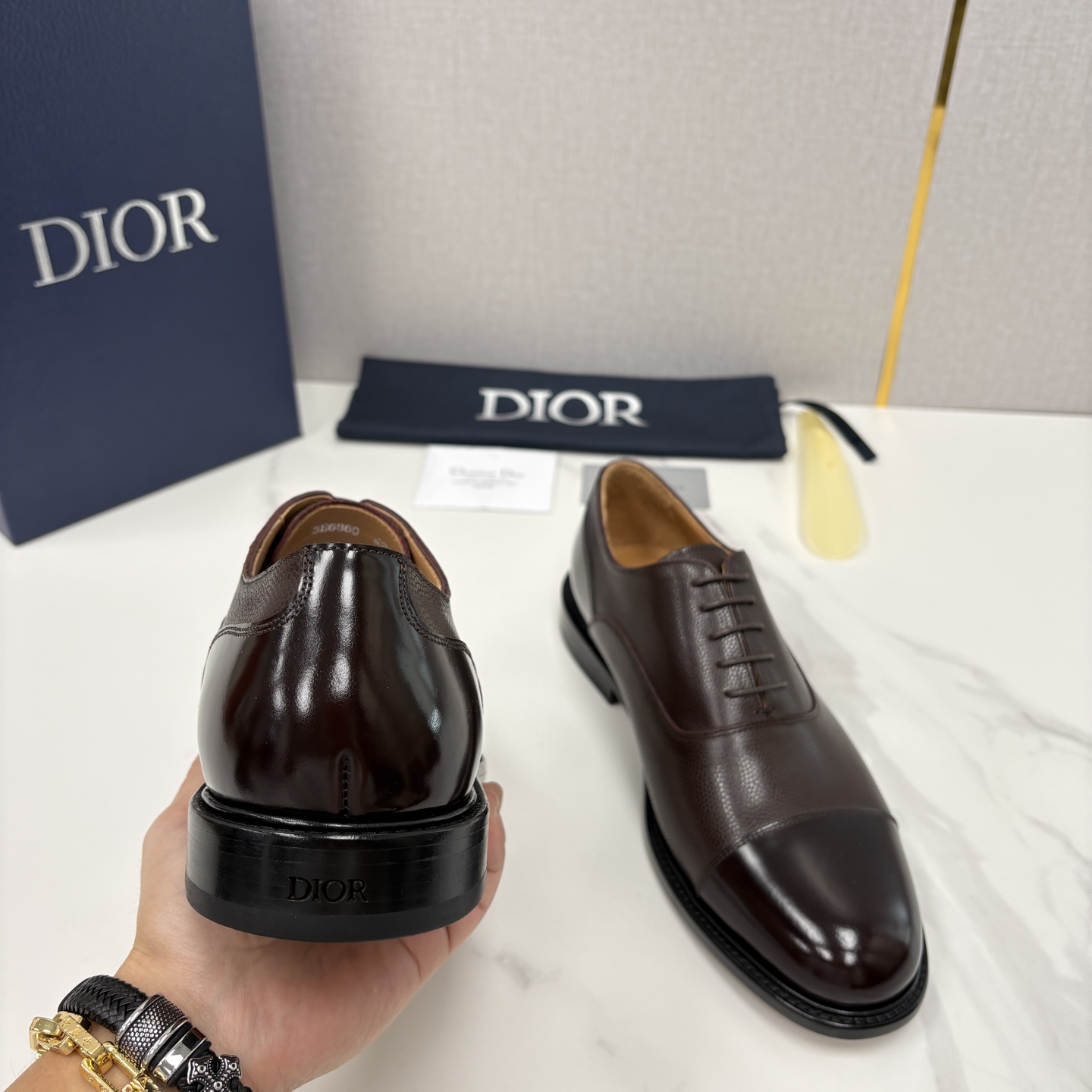 💋💍CD家新品 Dio* 迪-奥 高版本新款男士正装鞋皮鞋， Embassy德比鞋。 官方 9,400。