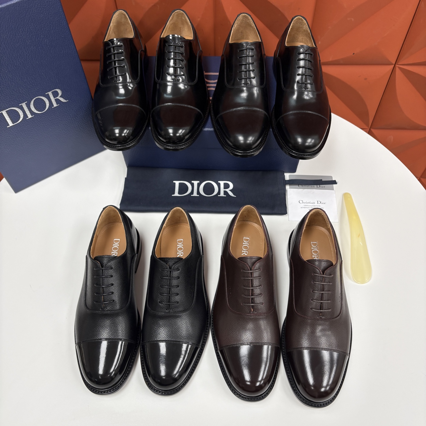 💋💍CD家新品 Dio* 迪-奥 高版本新款男士正装鞋皮鞋， Embassy德比鞋。 官方 9,400。