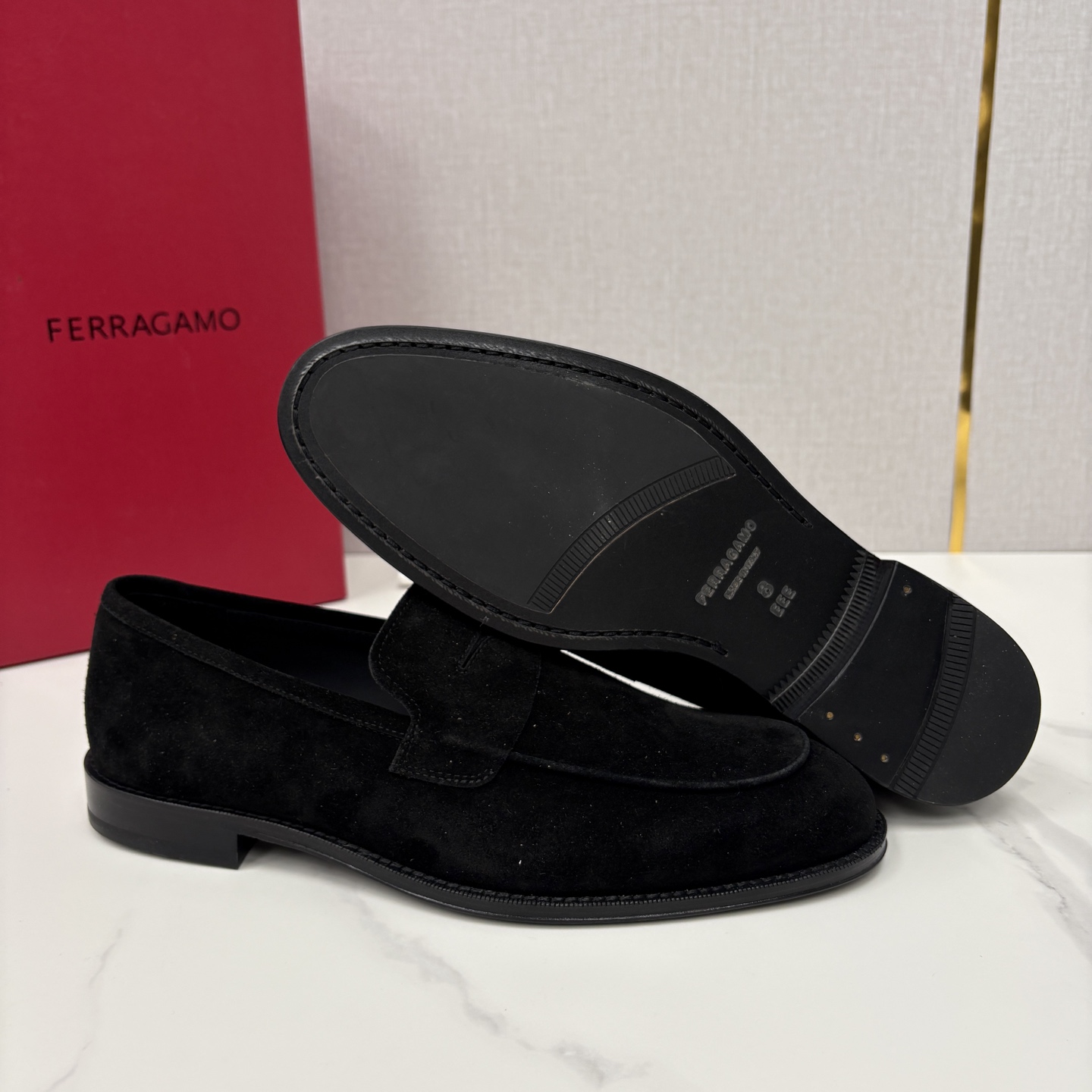 💋💍 SF 菲拉** 专柜同步新款 男士便鞋 可休闲可正装莫卡辛乐福皮鞋 经典造型体现正装时髦魅力，全新