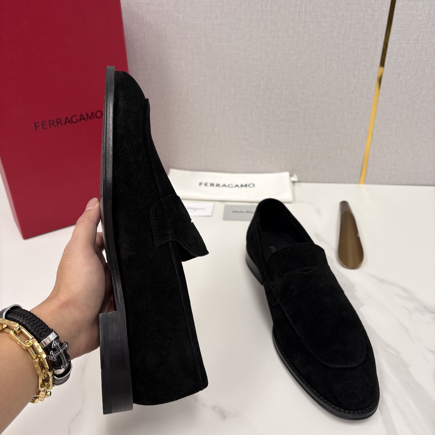 💋💍 SF 菲拉** 专柜同步新款 男士便鞋 可休闲可正装莫卡辛乐福皮鞋 经典造型体现正装时髦魅力，全新