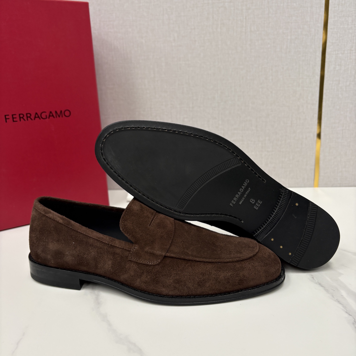 💋💍 SF 菲拉** 专柜同步新款 男士便鞋 可休闲可正装莫卡辛乐福皮鞋 经典造型体现正装时髦魅力，全新