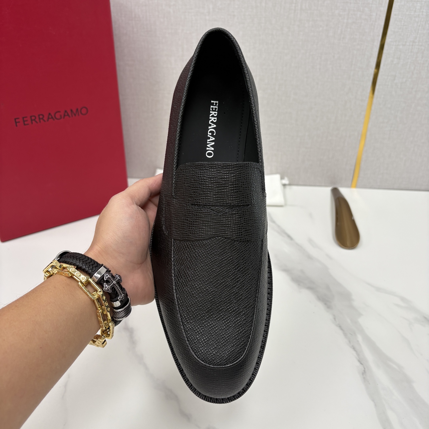 💋💍 SF 菲拉** 专柜同步新款 男士便鞋 可休闲可正装莫卡辛乐福皮鞋 经典造型体现正装时髦魅力，全新