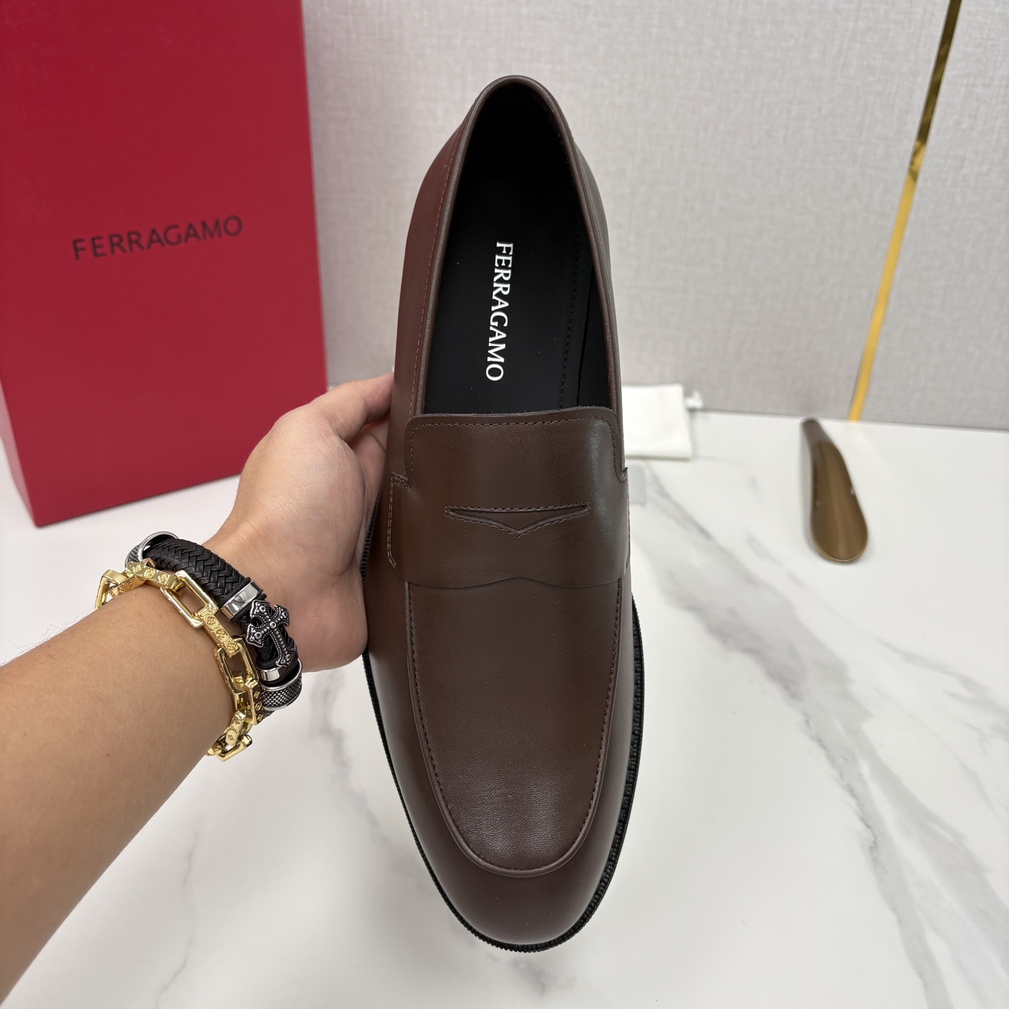 💋💍 SF 菲拉** 专柜同步新款 男士便鞋 可休闲可正装莫卡辛乐福皮鞋 经典造型体现正装时髦魅力，全新