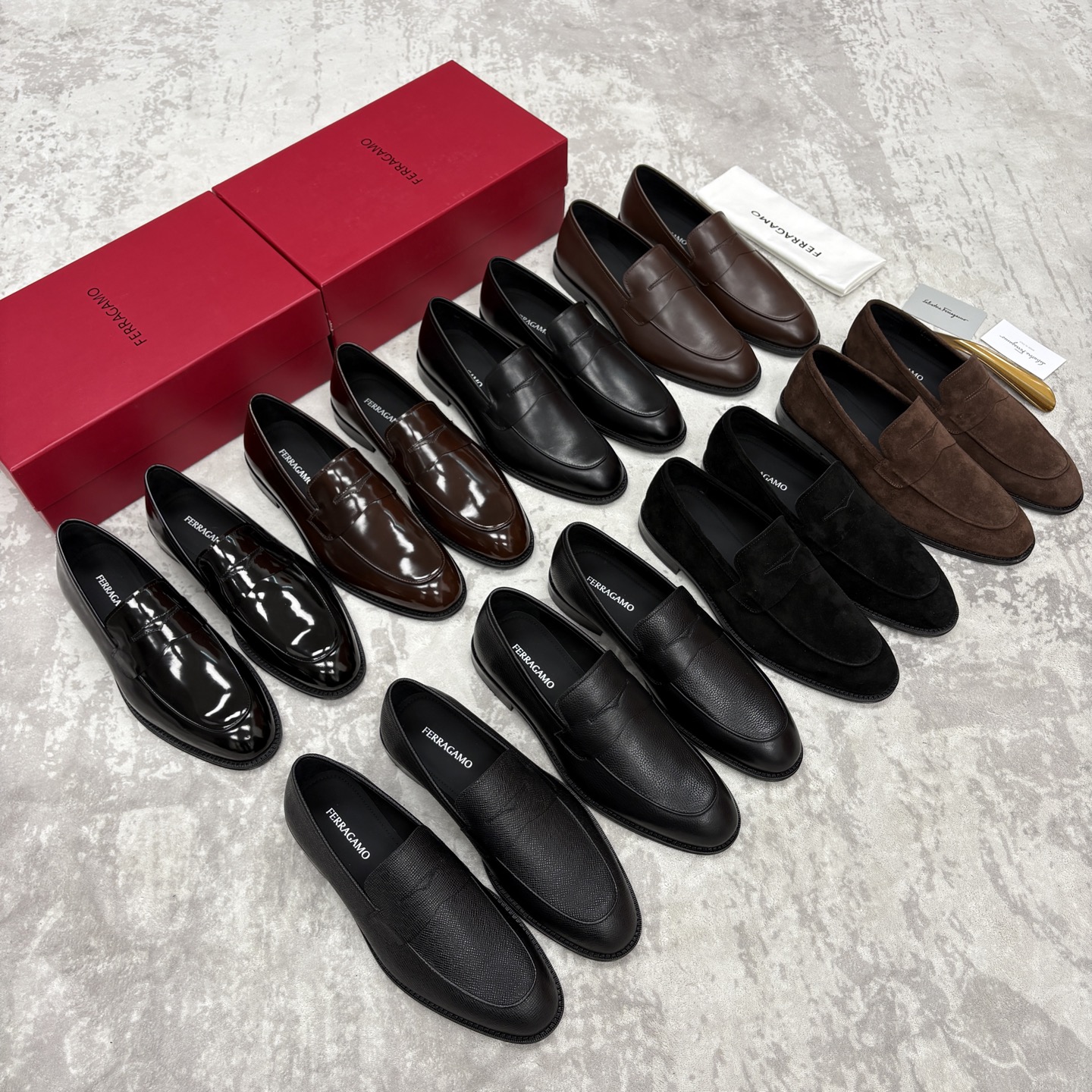 💋💍 SF 菲拉** 专柜同步新款 男士便鞋 可休闲可正装莫卡辛乐福皮鞋 经典造型体现正装时髦魅力，全新