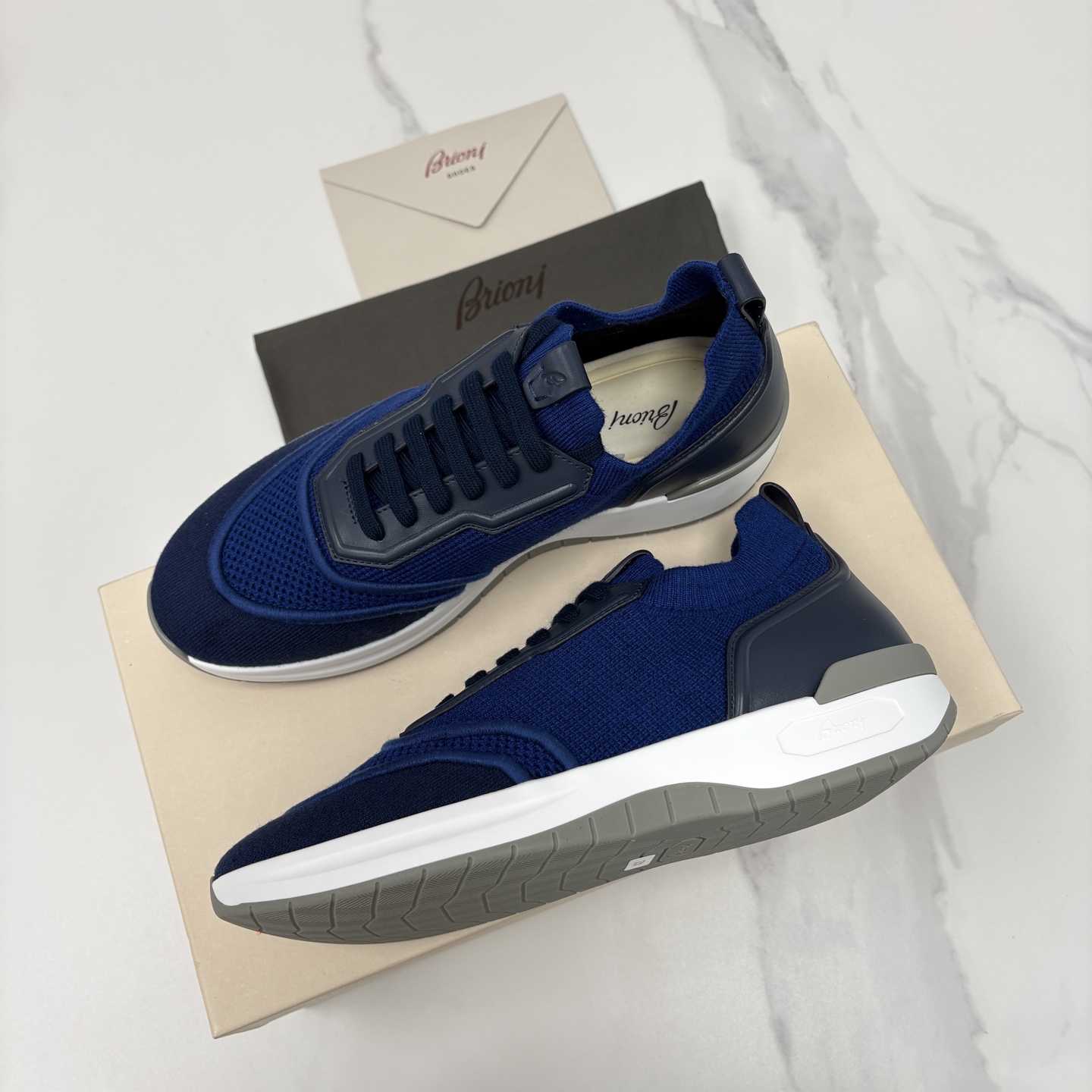 💋💍 Brion* （布里-奥尼） 男士新款轻奢休闲运动鞋 该品牌于1945年创立于意大利罗马的男装奢侈