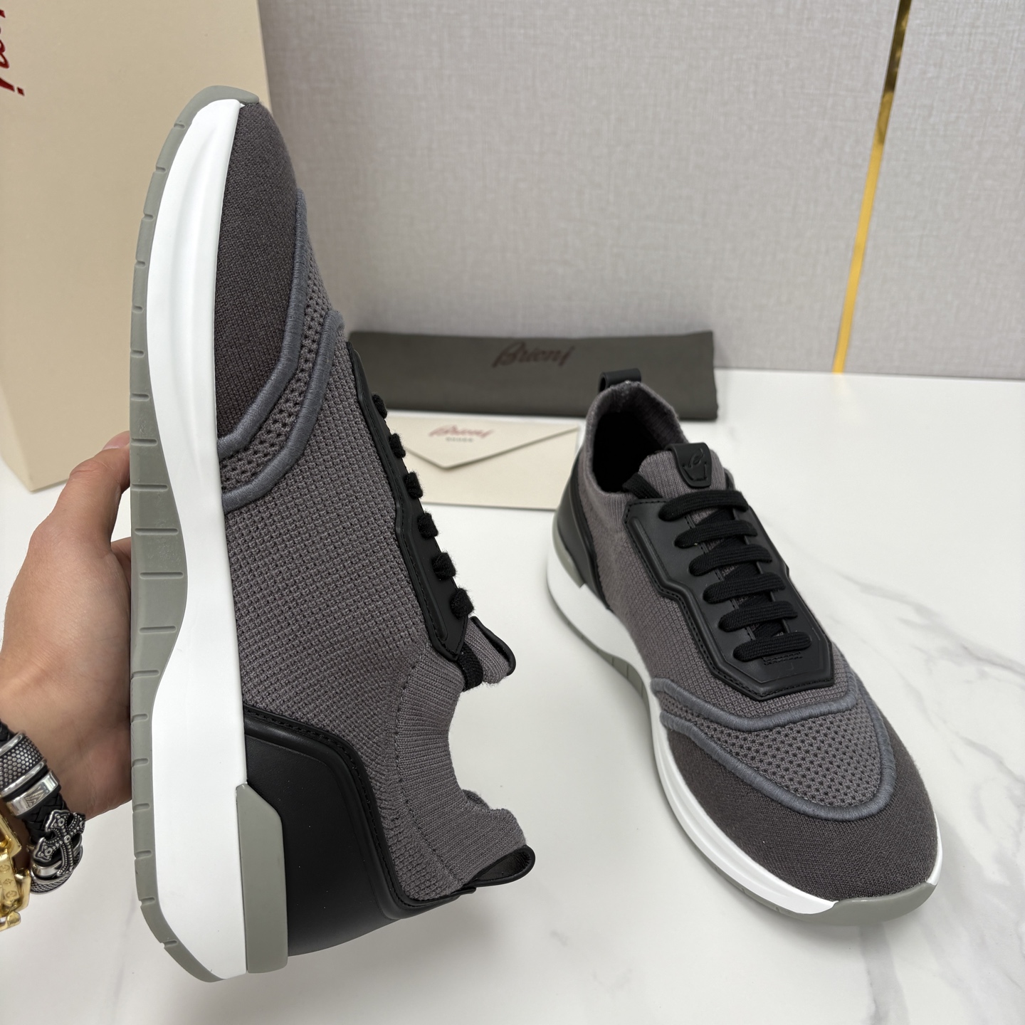 💋💍 Brion* （布里-奥尼） 男士新款轻奢休闲运动鞋 该品牌于1945年创立于意大利罗马的男装奢侈