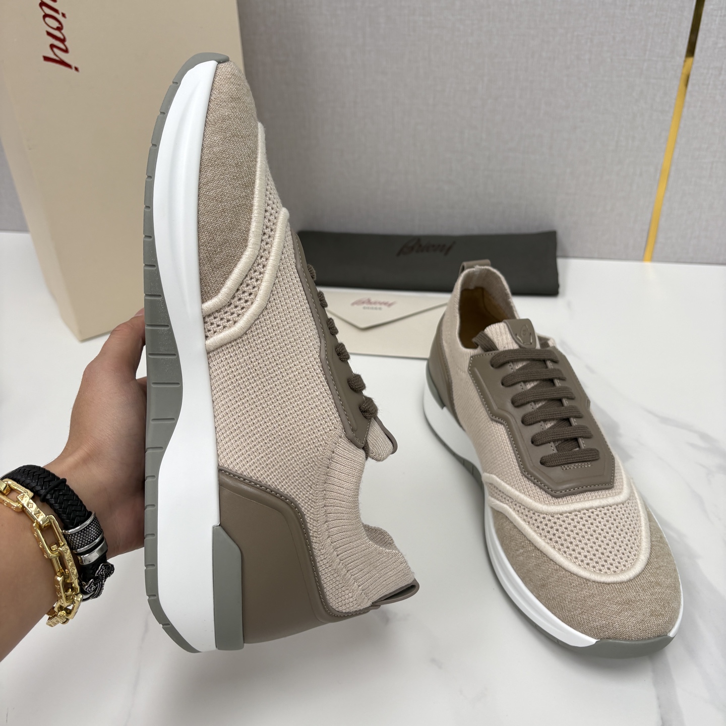 💋💍 Brion* （布里-奥尼） 男士新款轻奢休闲运动鞋 该品牌于1945年创立于意大利罗马的男装奢侈