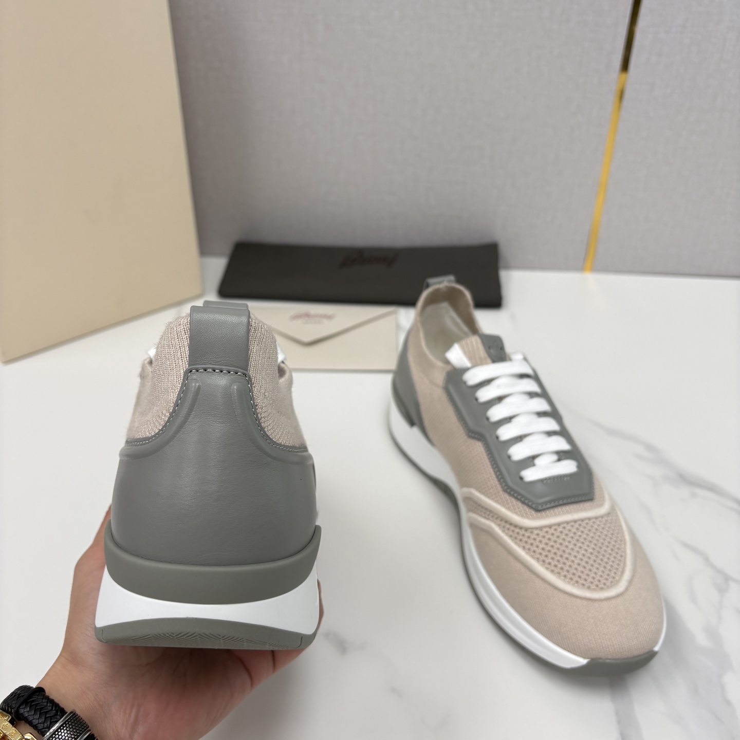 💋💍 Brion* （布里-奥尼） 男士新款轻奢休闲运动鞋 该品牌于1945年创立于意大利罗马的男装奢侈