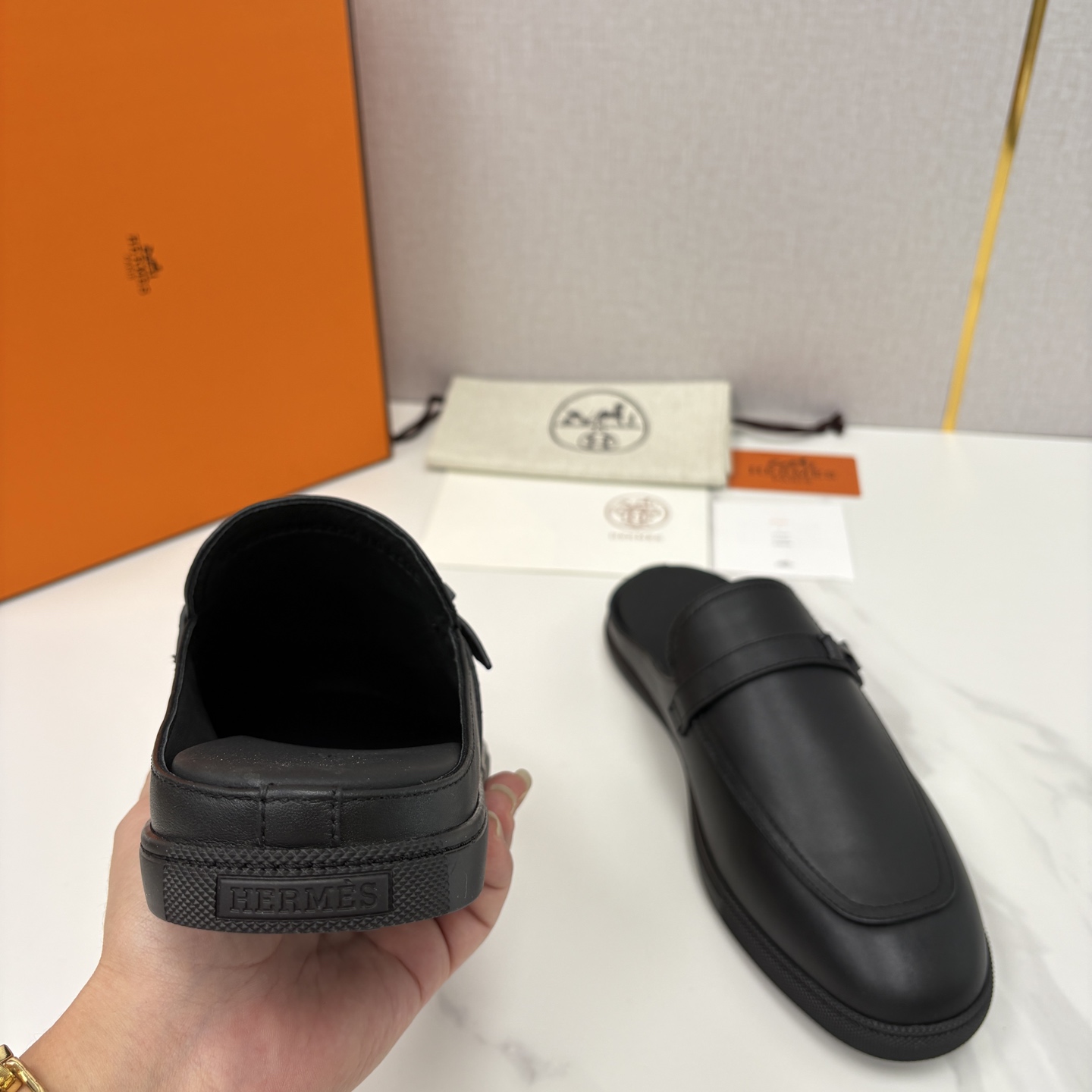 💋💍H家新品 Hermè* 爱马-仕 穆勒鞋 男士半拖 官方 9,280 奢适慵懒的高阶表达 甄选进口小