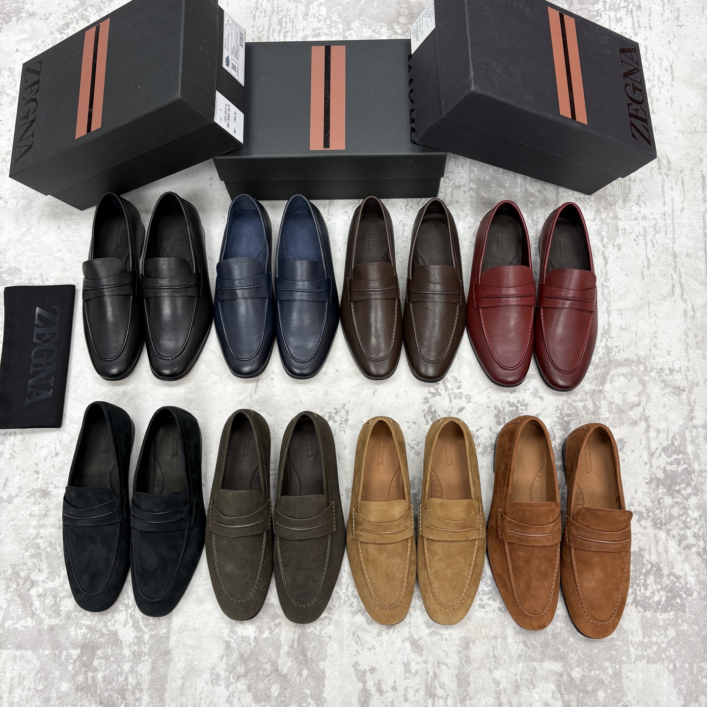 💋💍 Zegn* 杰尼～亚 新款乐福鞋皮鞋 这款 MOCASSIN粒面乐福皮鞋 以小牛面擦色皮/精品磨砂