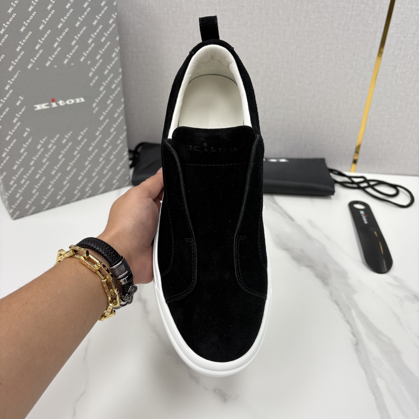 💋💍 Kito*n 新品 男士拼色厚底休闲鞋 鞋面采用高丝光磨砂牛皮+优质小牛皮的拼接设计，磨砂皮细腻软