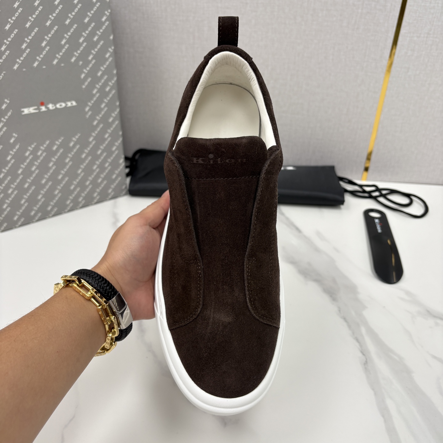 💋💍 Kito*n 新品 男士拼色厚底休闲鞋 鞋面采用高丝光磨砂牛皮+优质小牛皮的拼接设计，磨砂皮细腻软