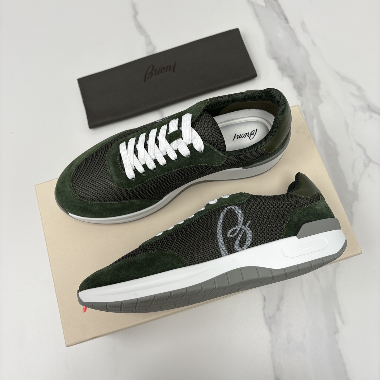 💋💍 Brion* （布里-奥尼） 男士新款轻奢休闲运动鞋 该品牌于1945年创立于意大利罗马的男装奢侈