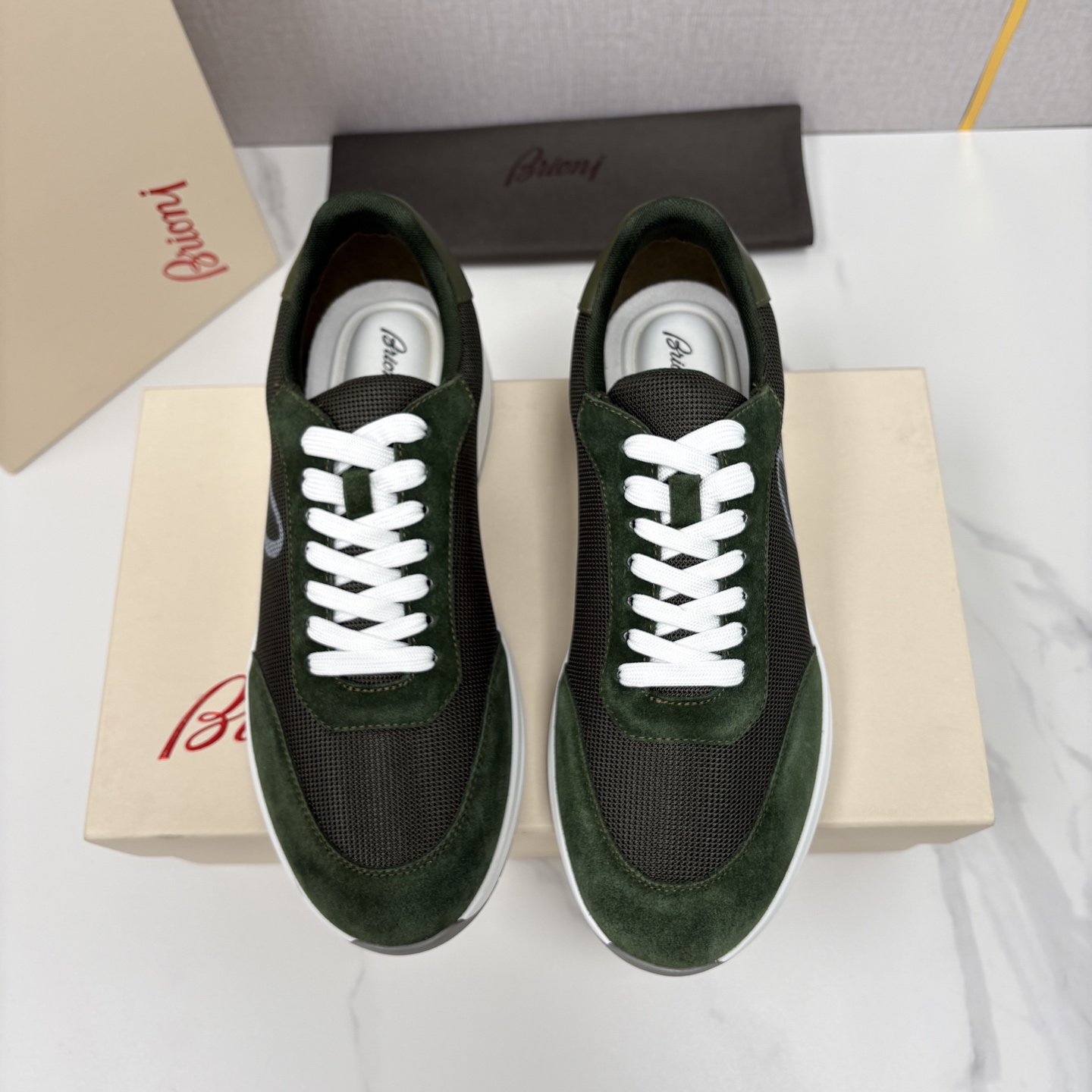 💋💍 Brion* （布里-奥尼） 男士新款轻奢休闲运动鞋 该品牌于1945年创立于意大利罗马的男装奢侈