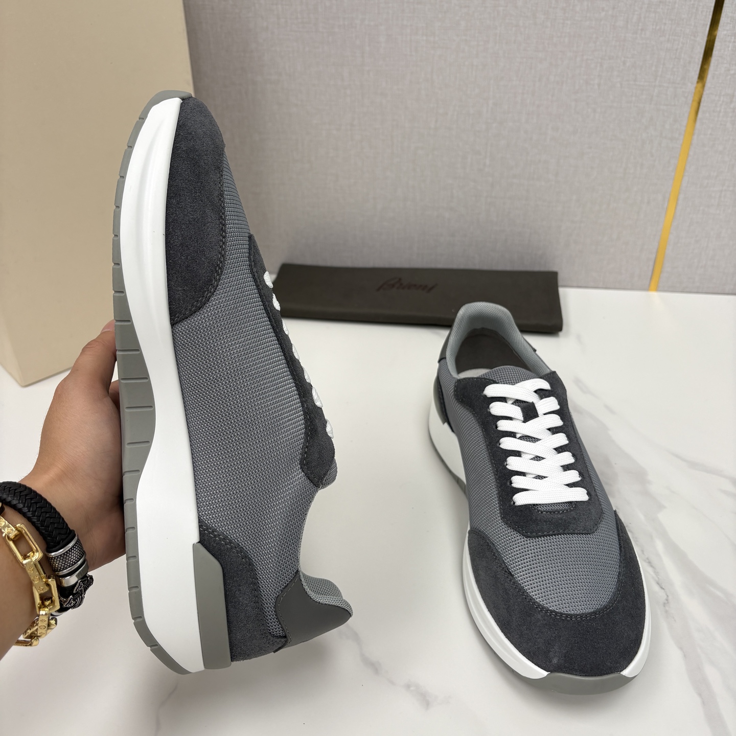 💋💍 Brion* （布里-奥尼） 男士新款轻奢休闲运动鞋 该品牌于1945年创立于意大利罗马的男装奢侈