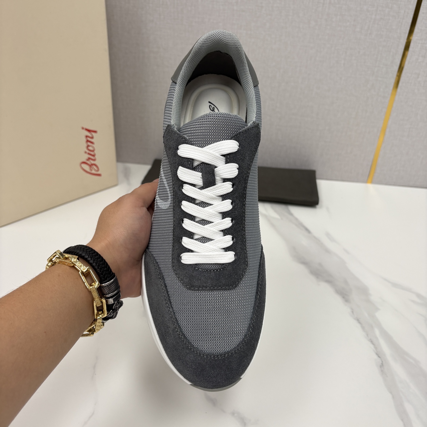 💋💍 Brion* （布里-奥尼） 男士新款轻奢休闲运动鞋 该品牌于1945年创立于意大利罗马的男装奢侈