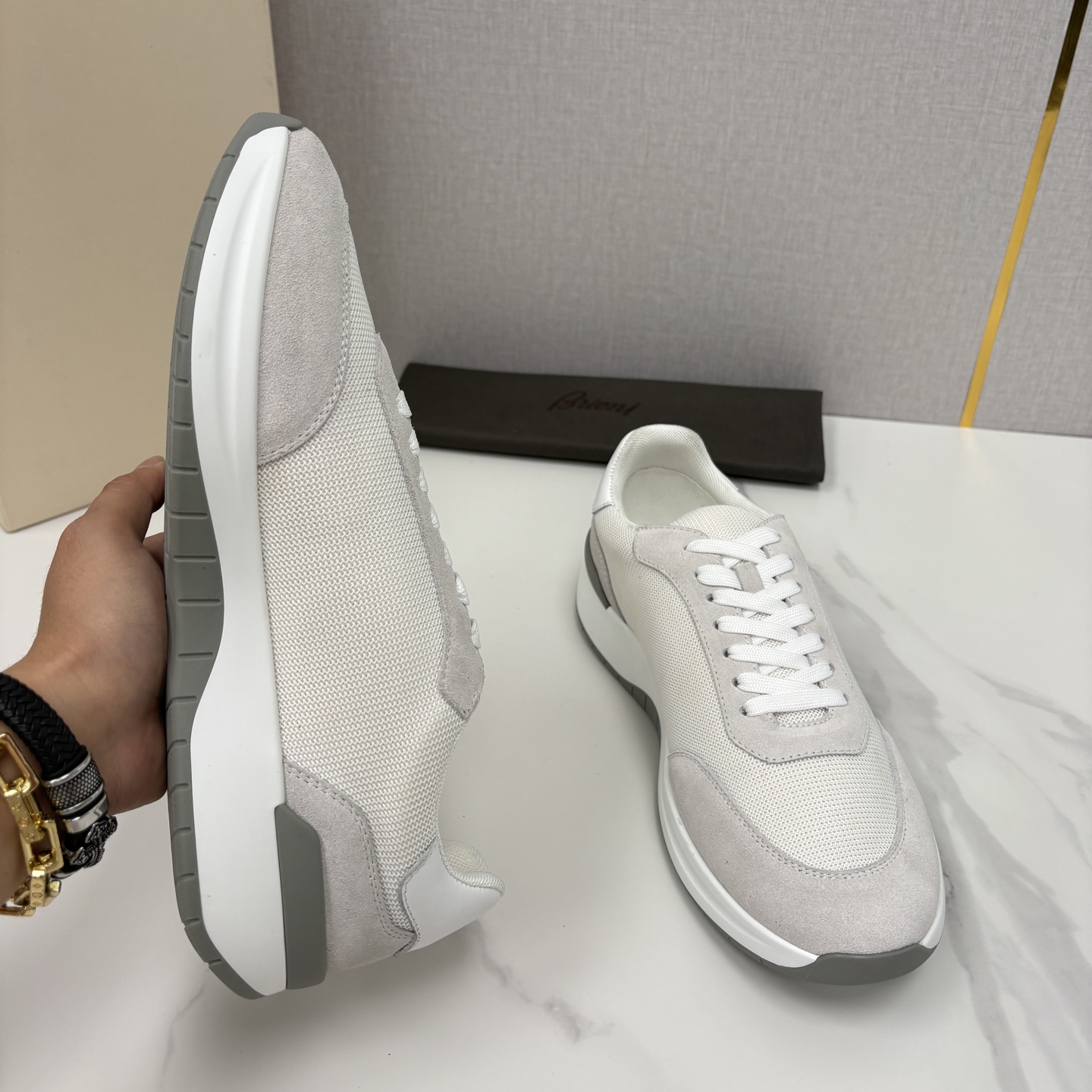 💋💍 Brion* （布里-奥尼） 男士新款轻奢休闲运动鞋 该品牌于1945年创立于意大利罗马的男装奢侈