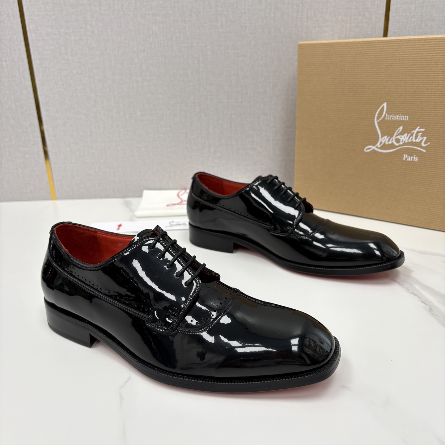 💋💍 CL 新品男士正装鞋皮鞋 Christia* Loubouti* 红底鞋 皮革肌理与红底美学的绅士