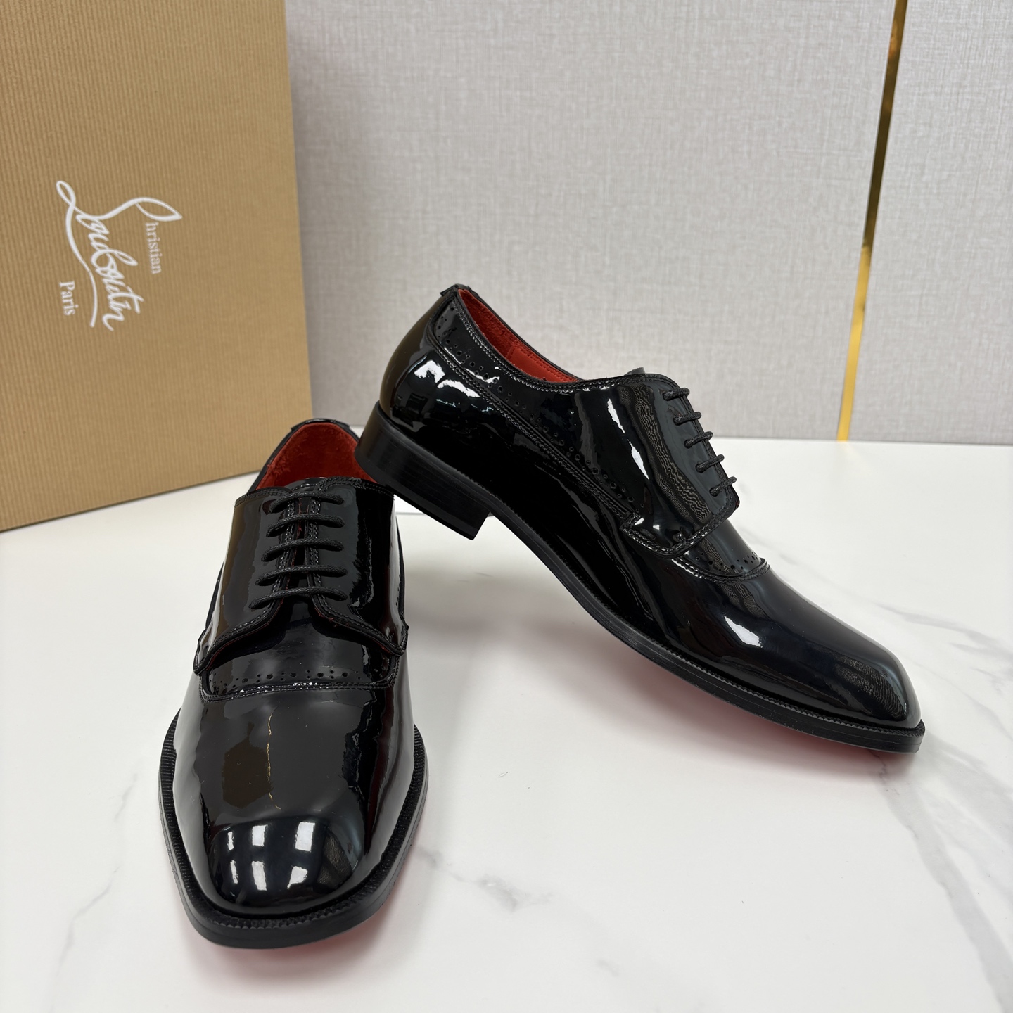 💋💍 CL 新品男士正装鞋皮鞋 Christia* Loubouti* 红底鞋 皮革肌理与红底美学的绅士