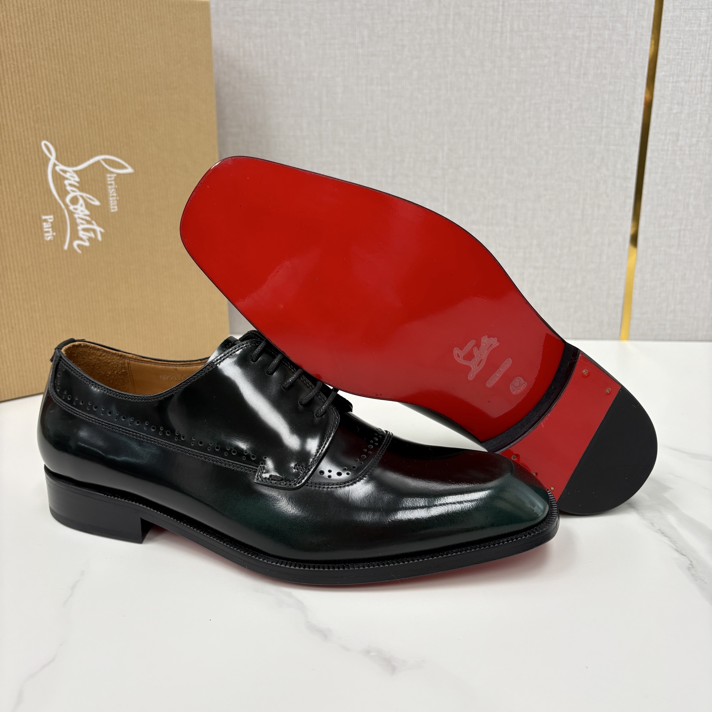 💋💍 CL 新品男士正装鞋皮鞋 Christia* Loubouti* 红底鞋 皮革肌理与红底美学的绅士