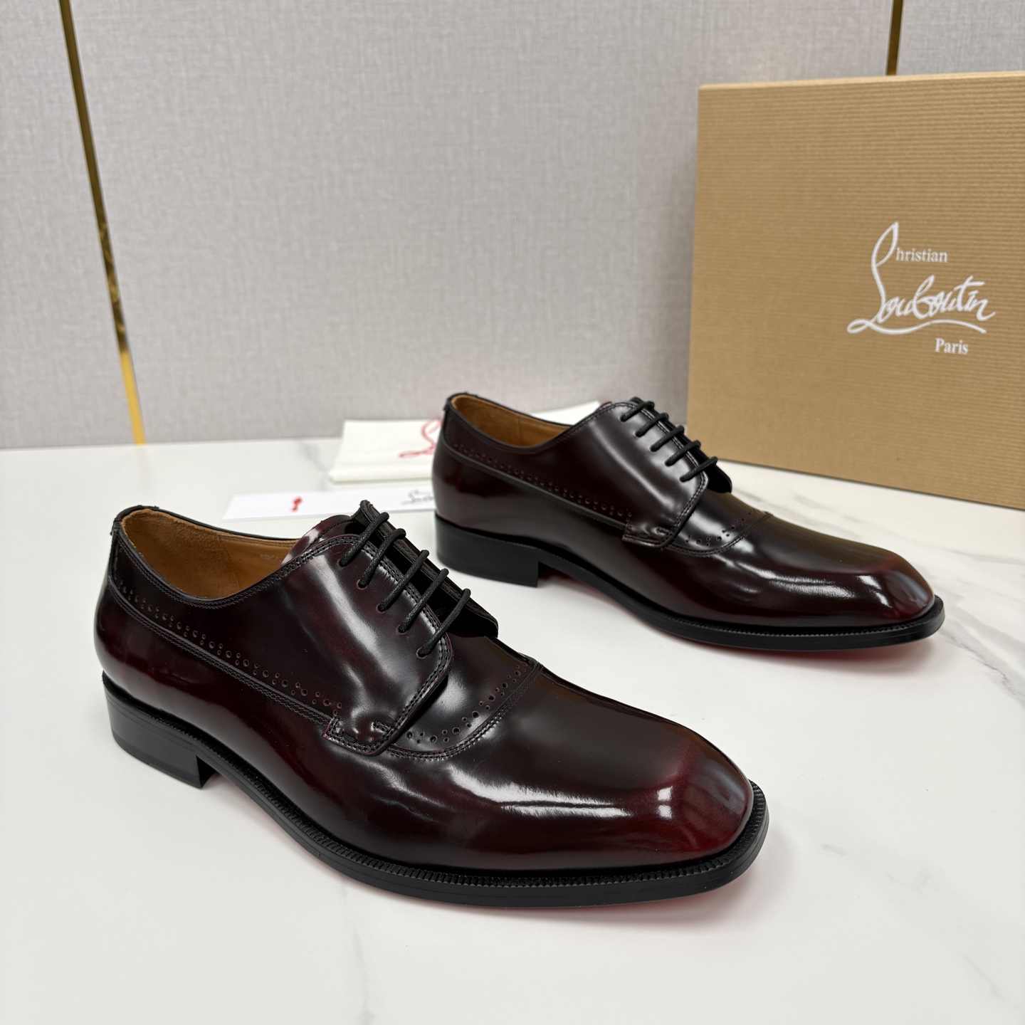 💋💍 CL 新品男士正装鞋皮鞋 Christia* Loubouti* 红底鞋 皮革肌理与红底美学的绅士