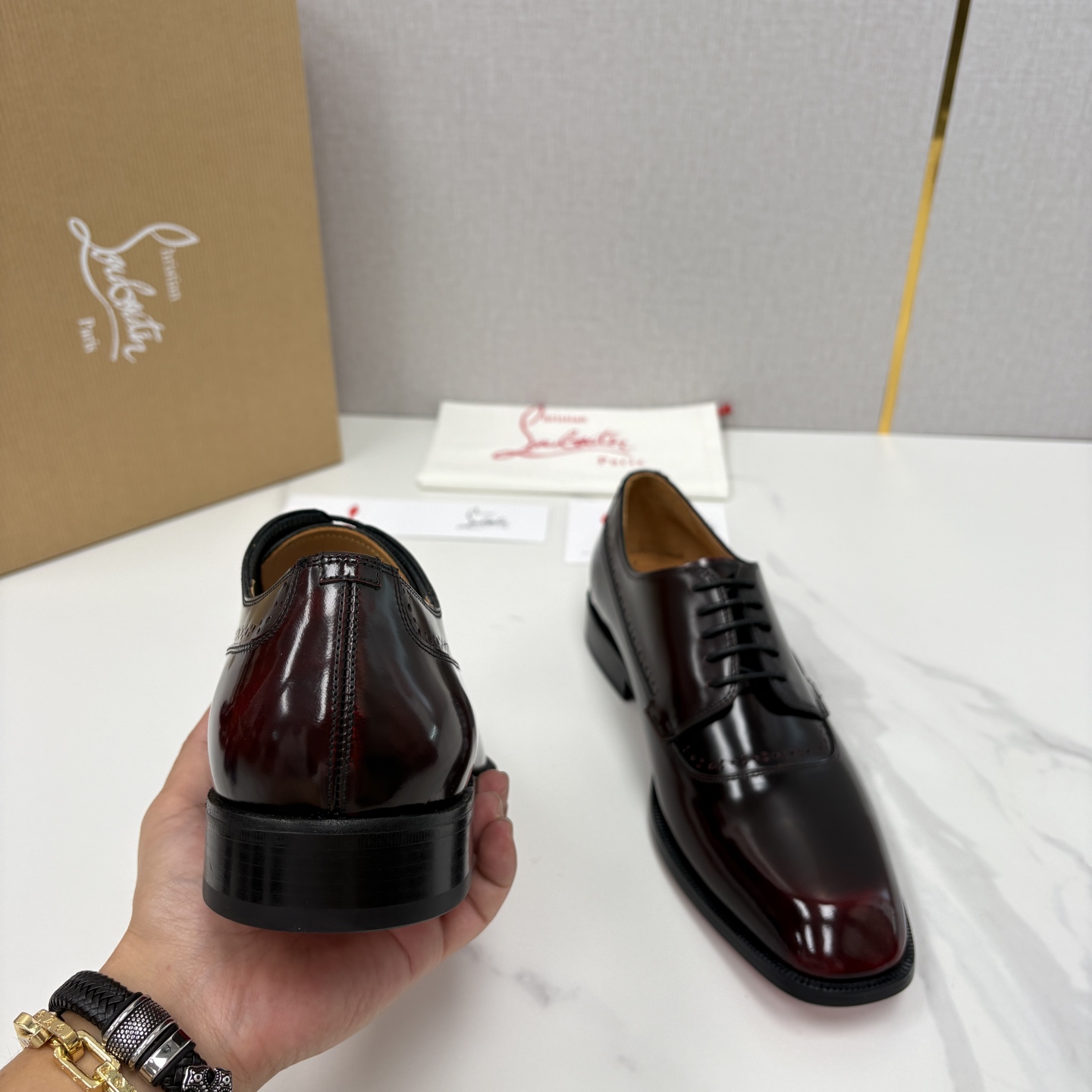 💋💍 CL 新品男士正装鞋皮鞋 Christia* Loubouti* 红底鞋 皮革肌理与红底美学的绅士