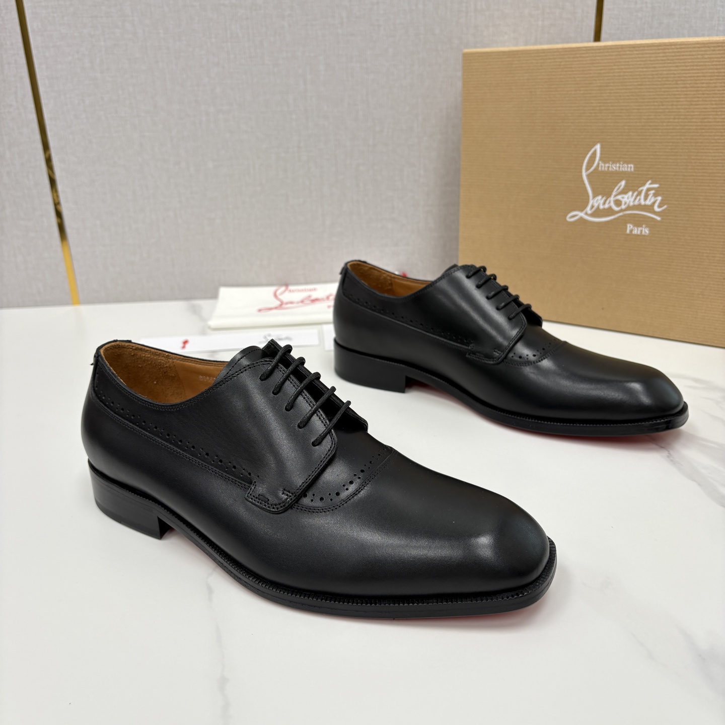 💋💍 CL 新品男士正装鞋皮鞋 Christia* Loubouti* 红底鞋 皮革肌理与红底美学的绅士