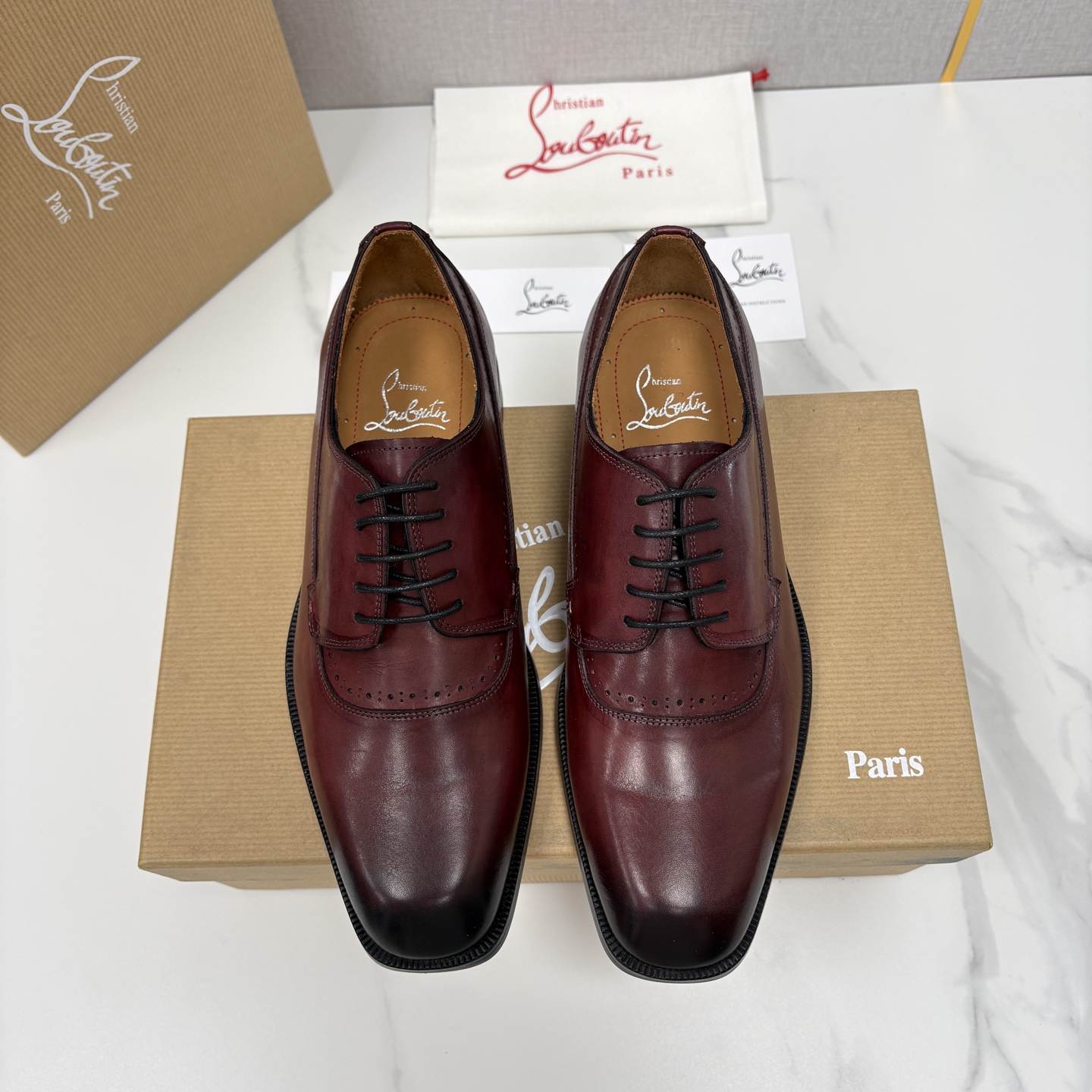 💋💍 CL 新品男士正装鞋皮鞋 Christia* Loubouti* 红底鞋 皮革肌理与红底美学的绅士
