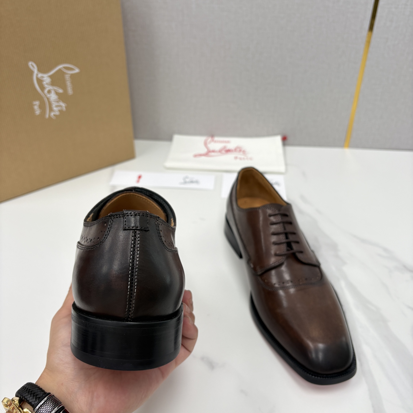 💋💍 CL 新品男士正装鞋皮鞋 Christia* Loubouti* 红底鞋 皮革肌理与红底美学的绅士