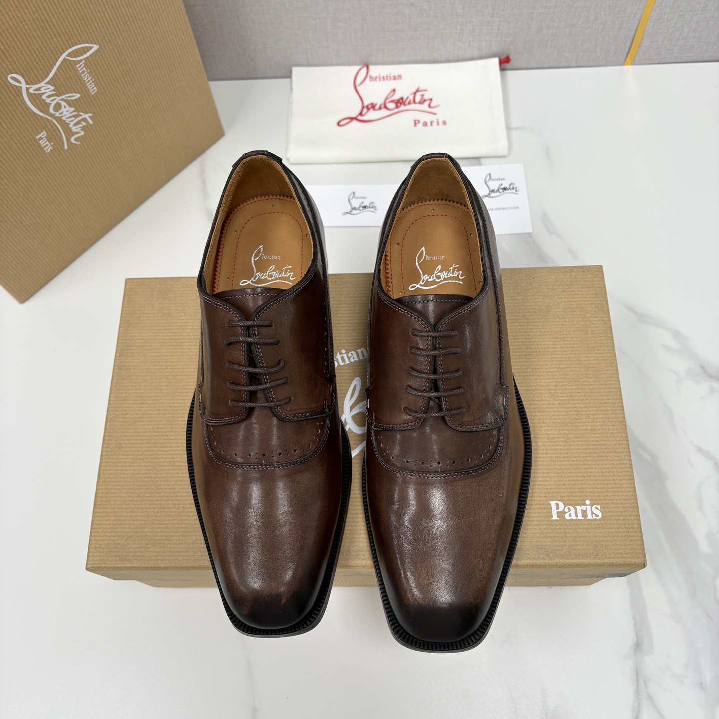 💋💍 CL 新品男士正装鞋皮鞋 Christia* Loubouti* 红底鞋 皮革肌理与红底美学的绅士