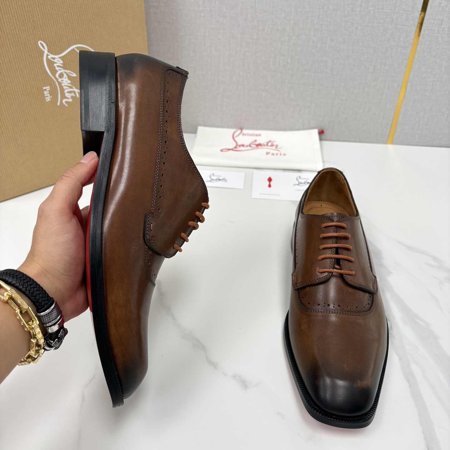 💋💍 CL 新品男士正装鞋皮鞋 Christia* Loubouti* 红底鞋 皮革肌理与红底美学的绅士