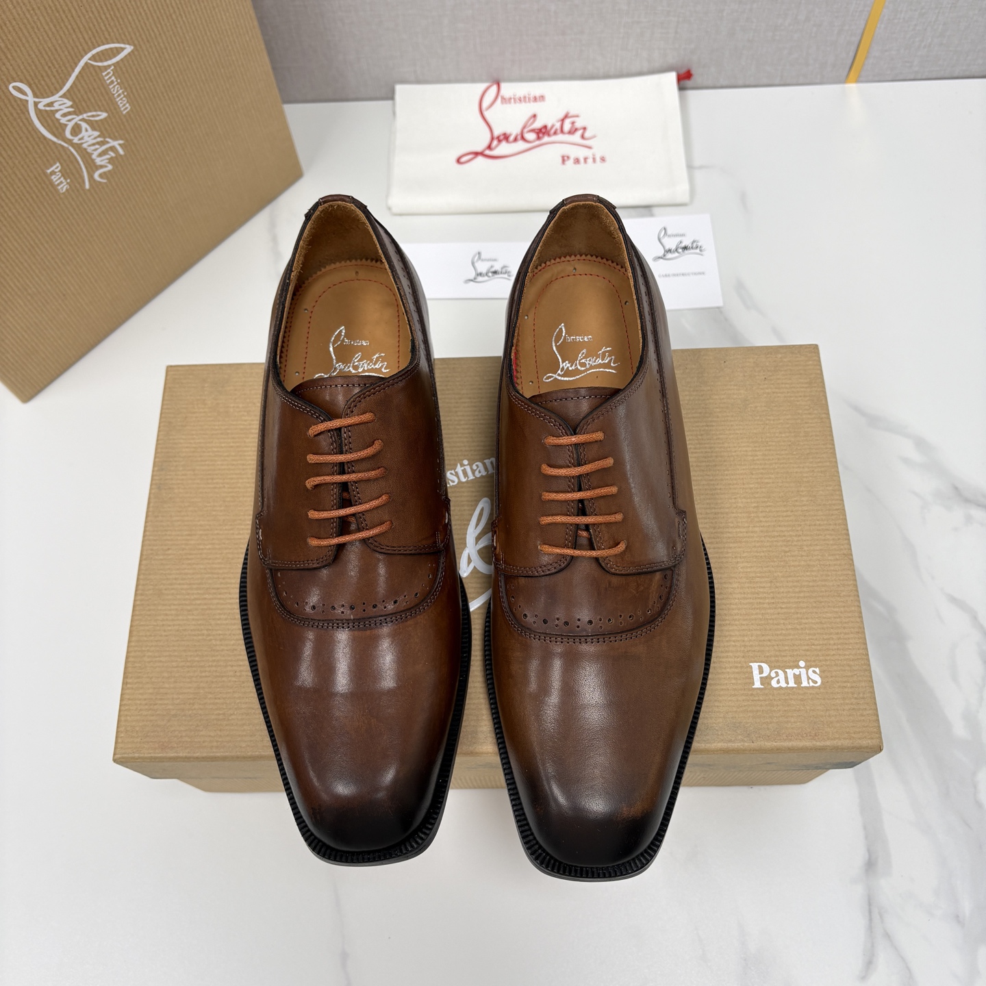 💋💍 CL 新品男士正装鞋皮鞋 Christia* Loubouti* 红底鞋 皮革肌理与红底美学的绅士