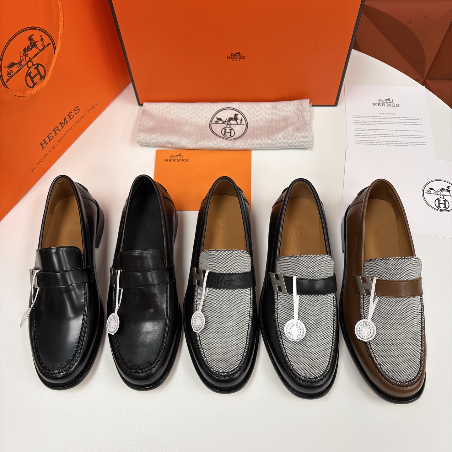 💋💍 H家 爱马-仕 Milton 新品男士乐福鞋皮鞋 官方 12,800 这款男士乐福鞋，延续品牌百年