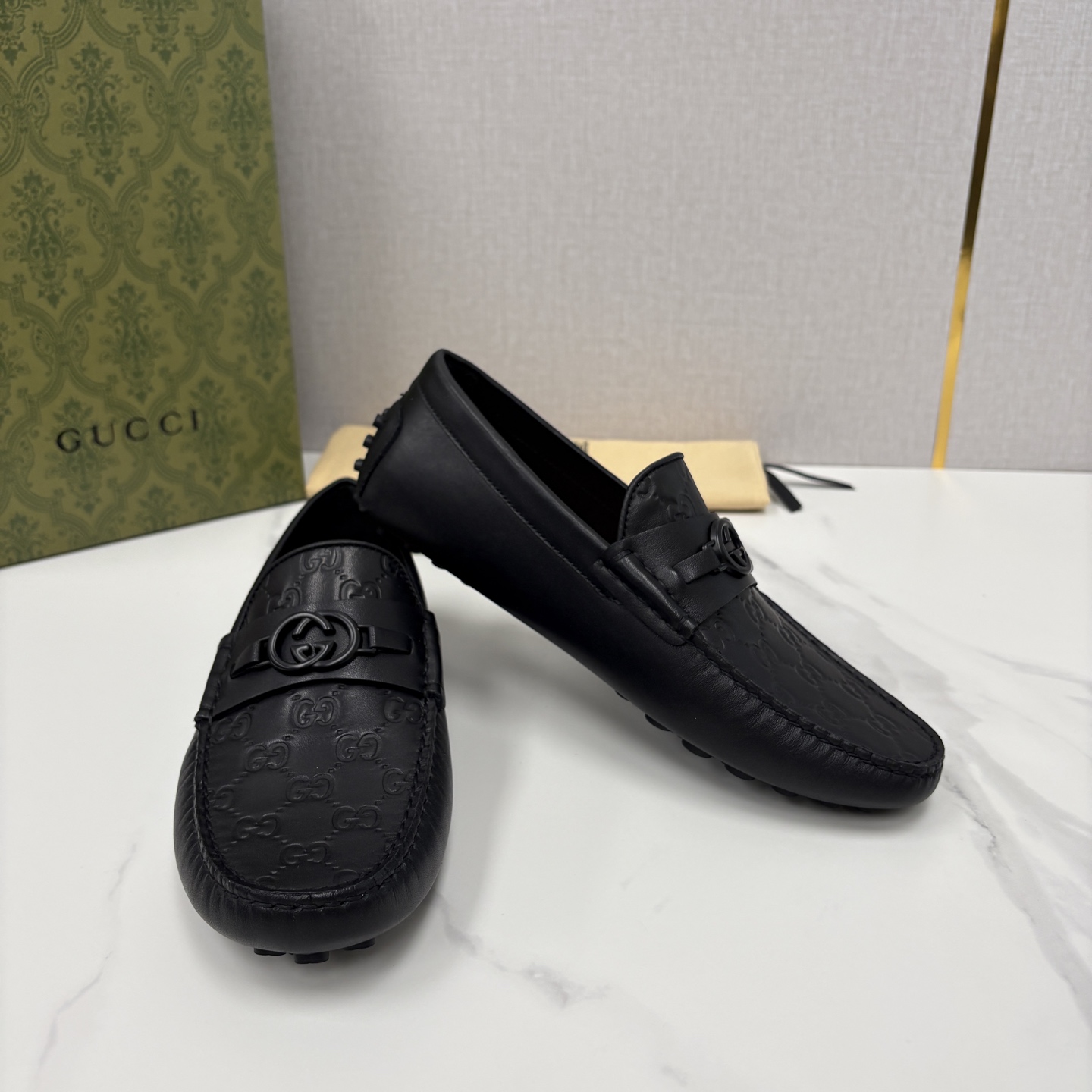 💋💍 G家 代购版 官网同步发售 GUCC* 古～驰 饰马衔扣男士驾车鞋 官方 7,300 经典款式豆豆