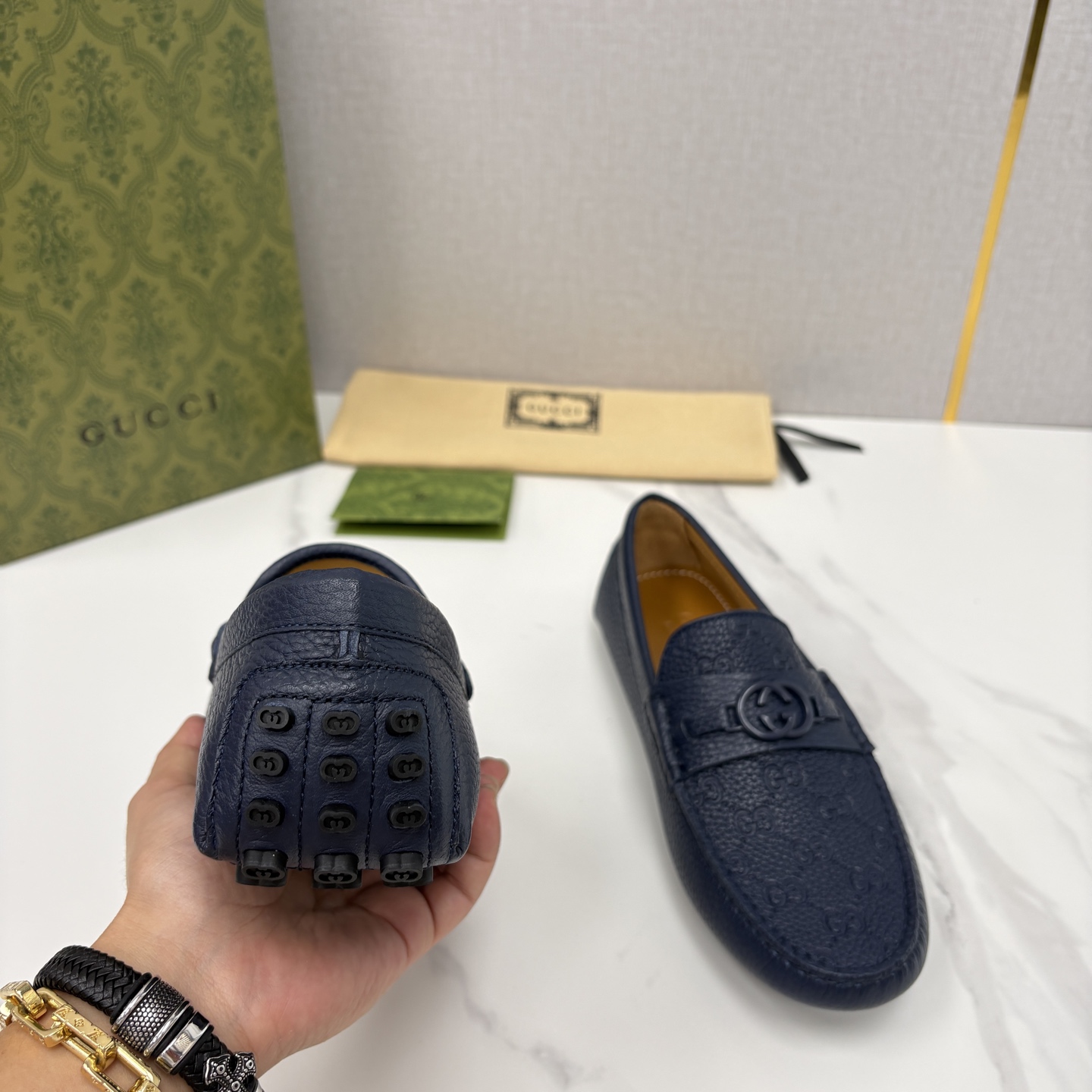 💋💍 G家 代购版 官网同步发售 GUCC* 古～驰 饰马衔扣男士驾车鞋 官方 7,300 经典款式豆豆