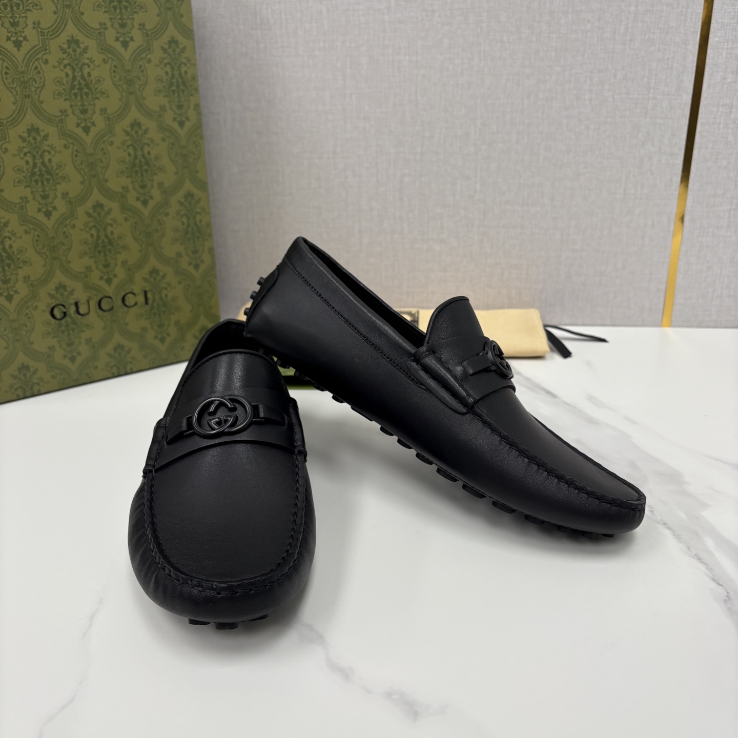 💋💍 G家 代购版 官网同步发售 GUCC* 古～驰 饰马衔扣男士驾车鞋 官方 7,300 经典款式豆豆