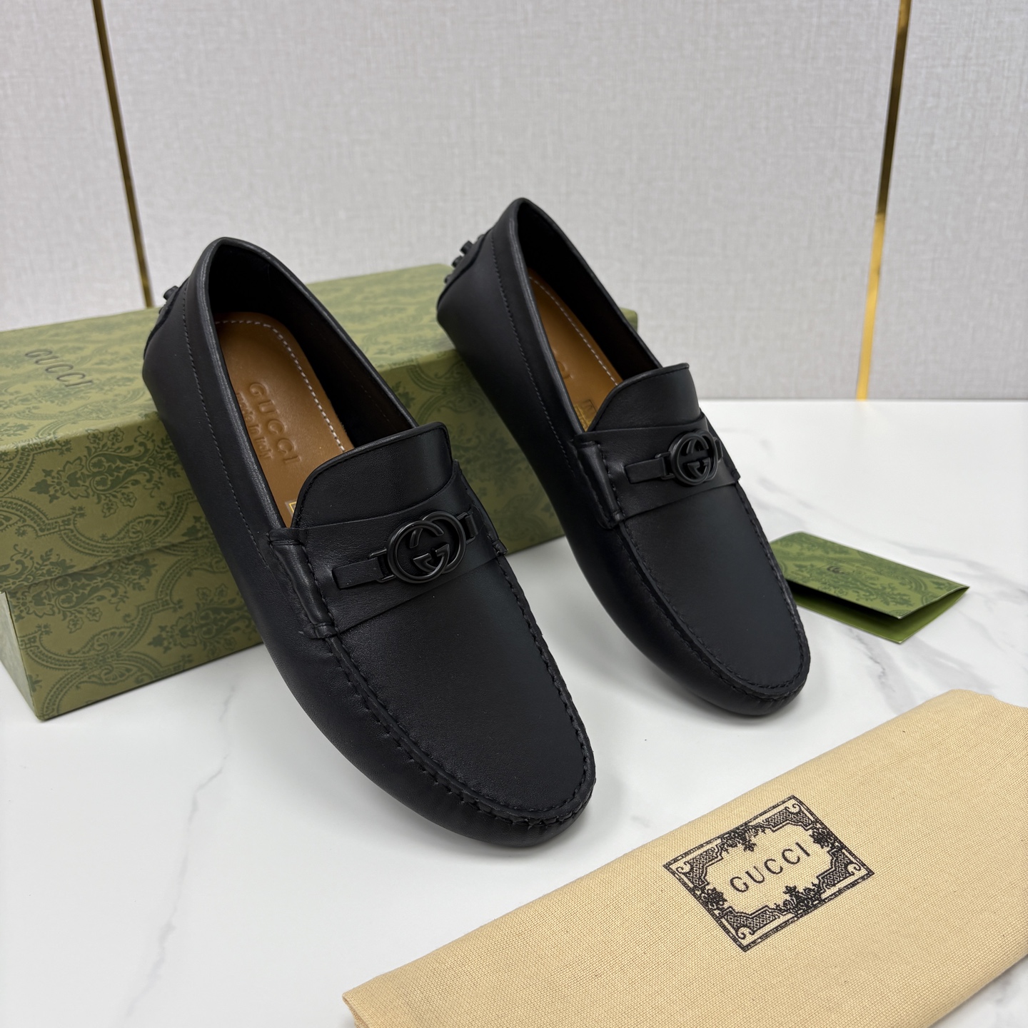 💋💍 G家 代购版 官网同步发售 GUCC* 古～驰 饰马衔扣男士驾车鞋 官方 7,300 经典款式豆豆