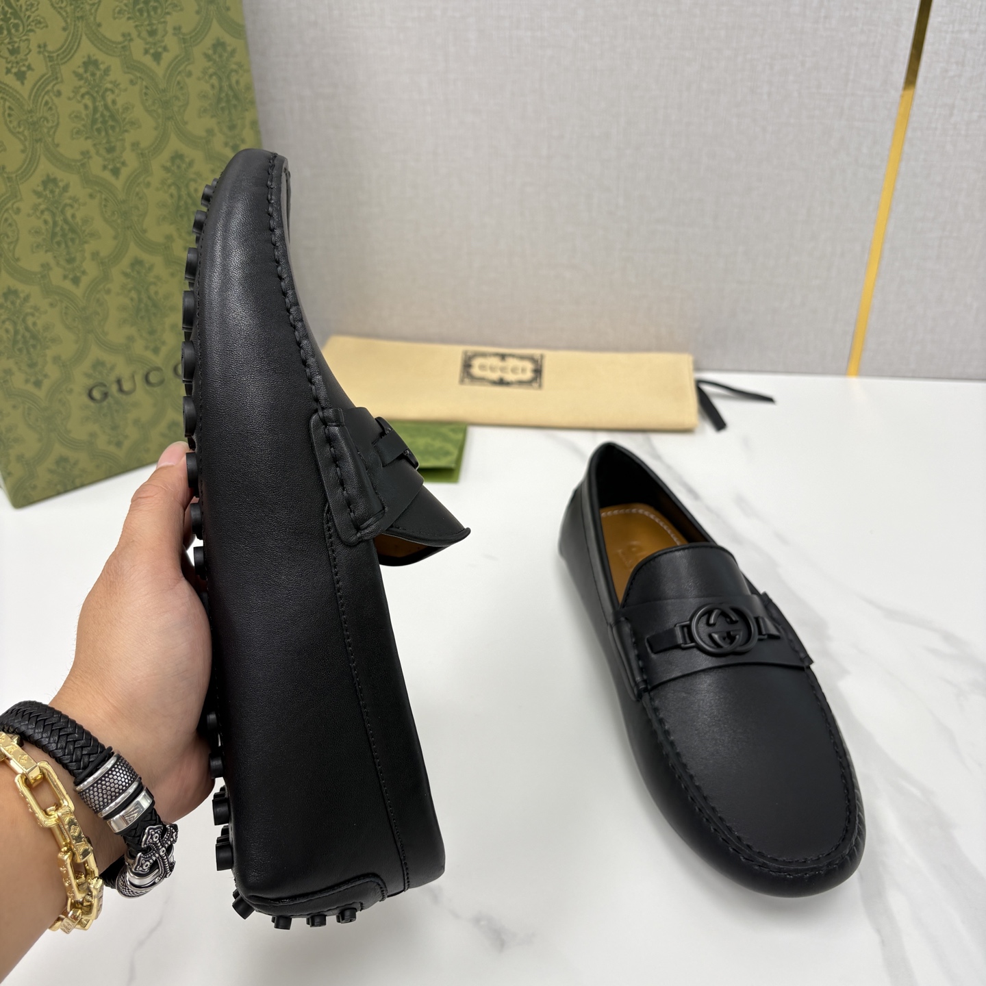 💋💍 G家 代购版 官网同步发售 GUCC* 古～驰 饰马衔扣男士驾车鞋 官方 7,300 经典款式豆豆