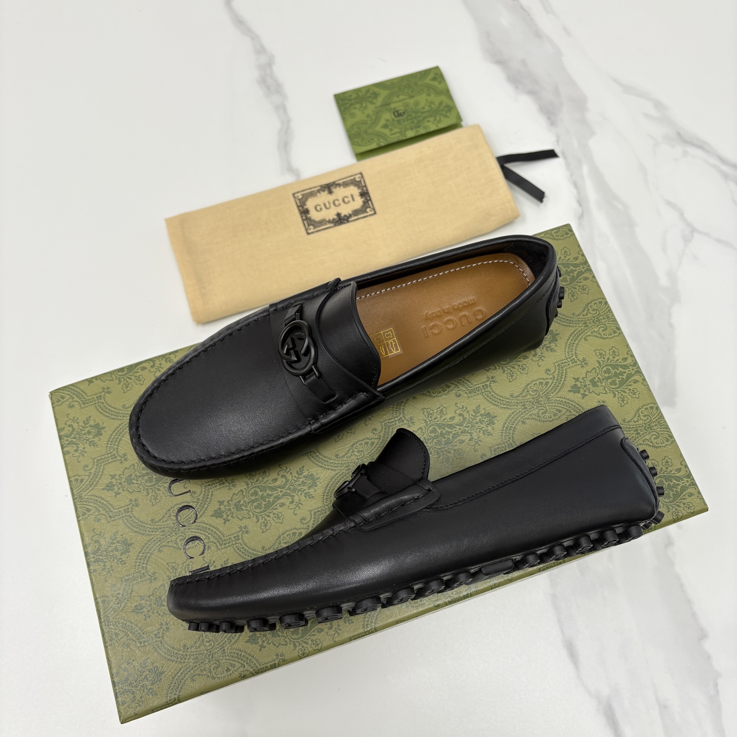 💋💍 G家 代购版 官网同步发售 GUCC* 古～驰 饰马衔扣男士驾车鞋 官方 7,300 经典款式豆豆