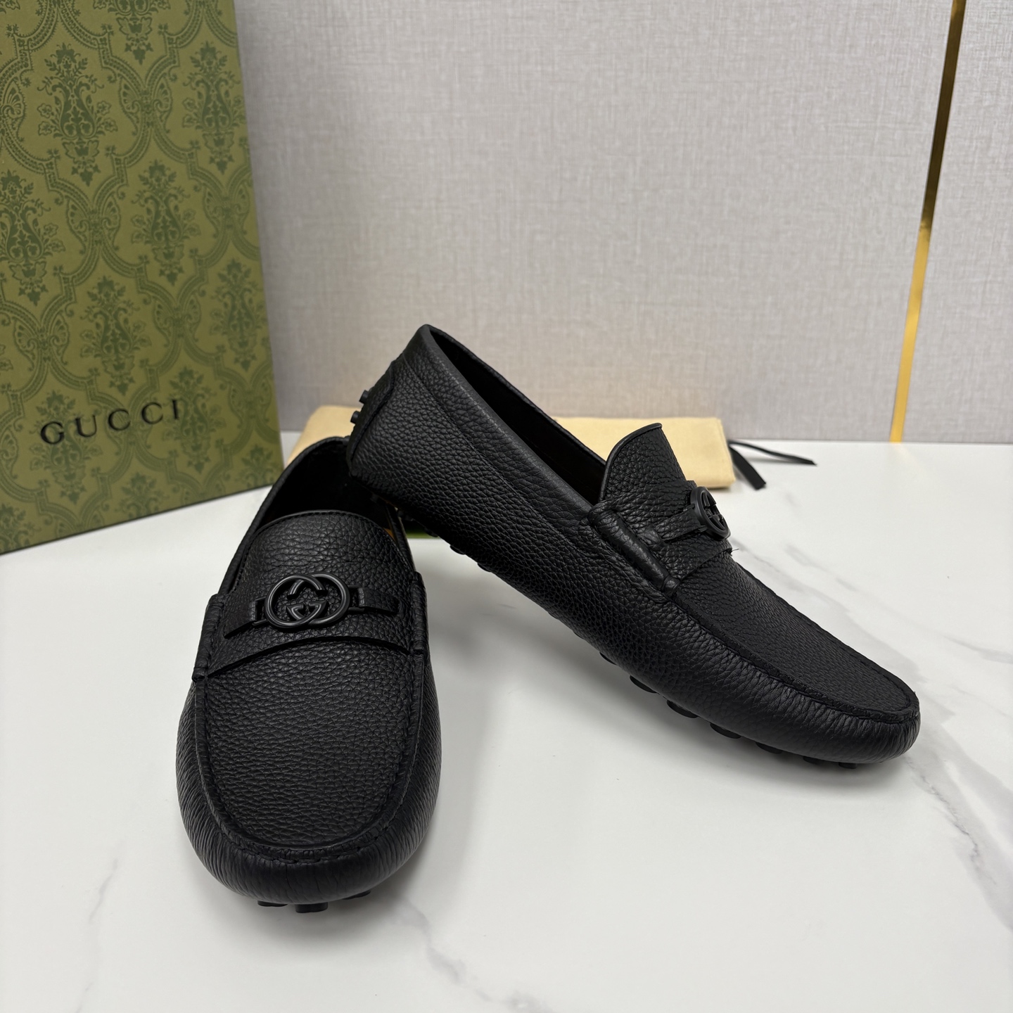 💋💍 G家 代购版 官网同步发售 GUCC* 古～驰 饰马衔扣男士驾车鞋 官方 7,300 经典款式豆豆