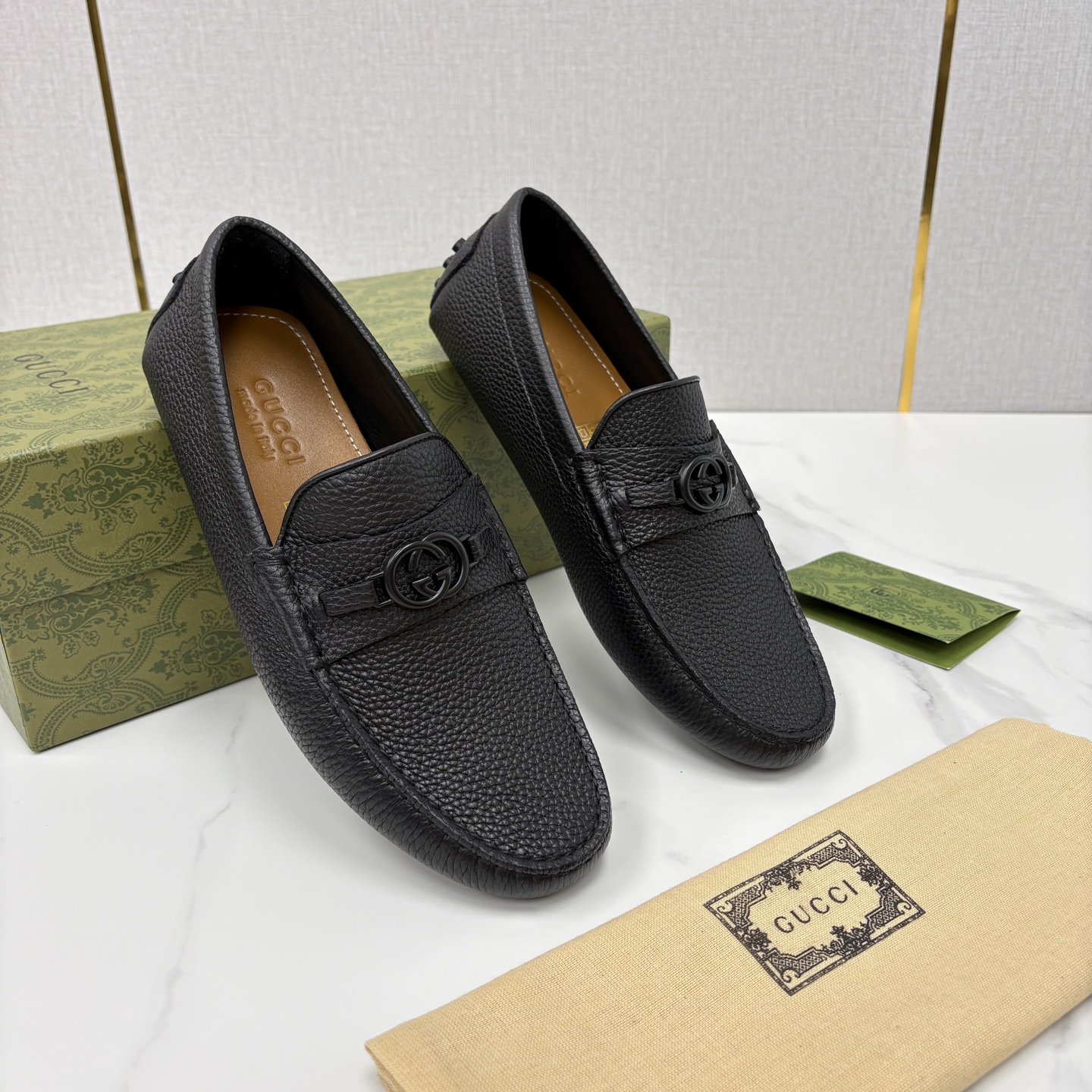 💋💍 G家 代购版 官网同步发售 GUCC* 古～驰 饰马衔扣男士驾车鞋 官方 7,300 经典款式豆豆