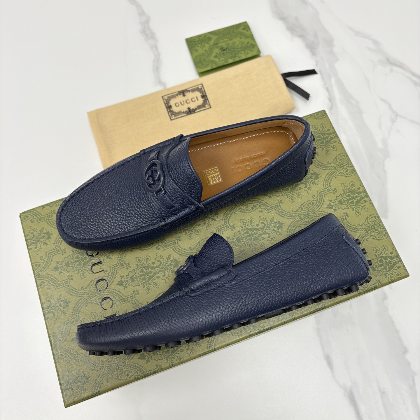 💋💍 G家 代购版 官网同步发售 GUCC* 古～驰 饰马衔扣男士驾车鞋 官方 7,300 经典款式豆豆