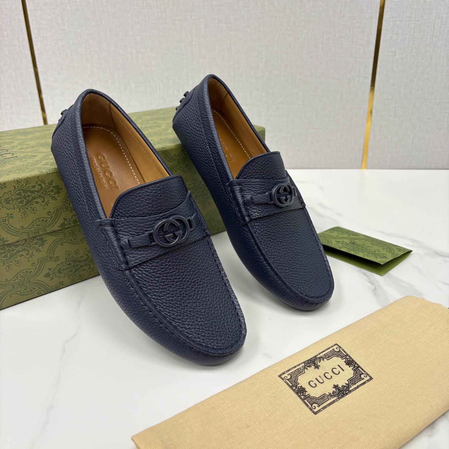 💋💍 G家 代购版 官网同步发售 GUCC* 古～驰 饰马衔扣男士驾车鞋 官方 7,300 经典款式豆豆