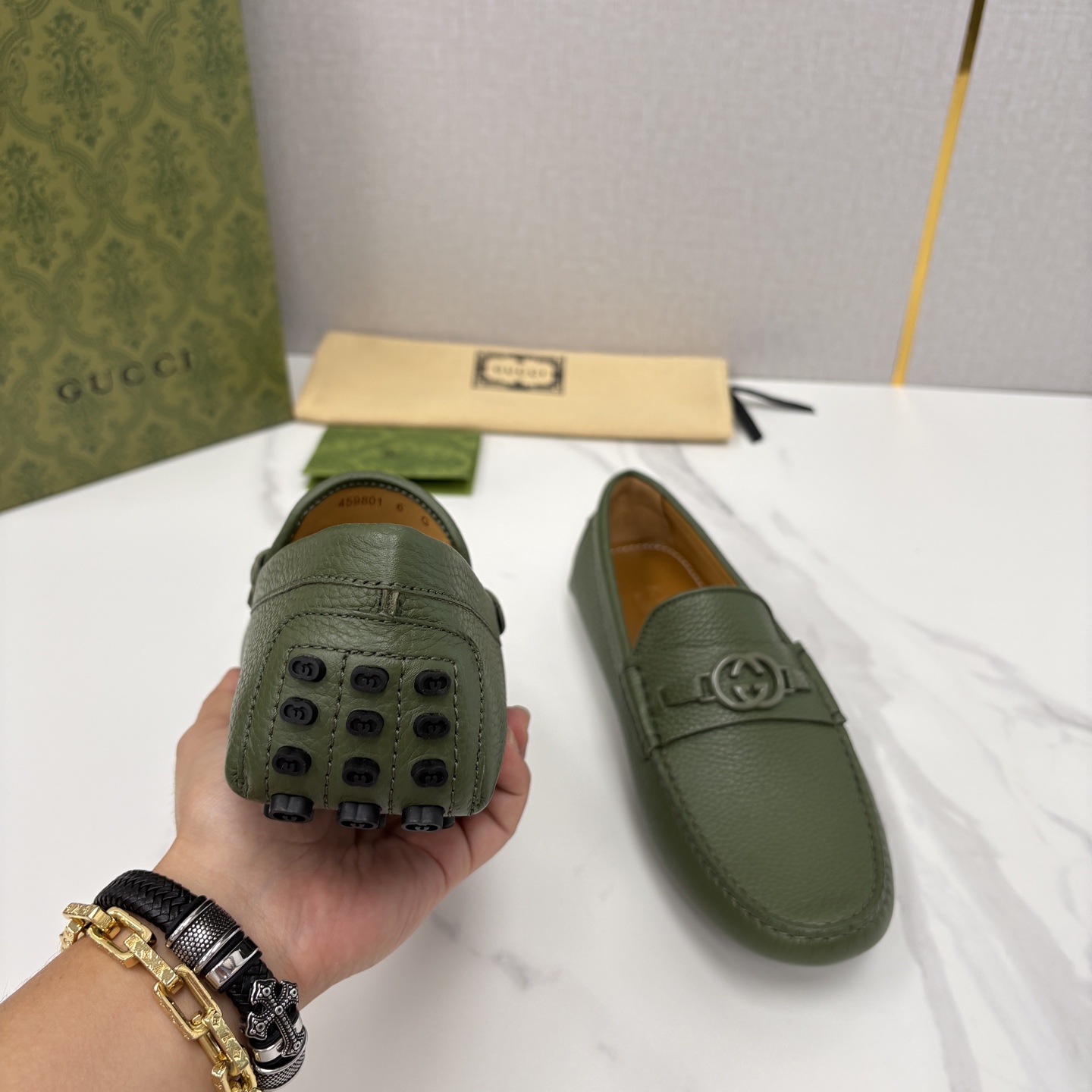 💋💍 G家 代购版 官网同步发售 GUCC* 古～驰 饰马衔扣男士驾车鞋 官方 7,300 经典款式豆豆