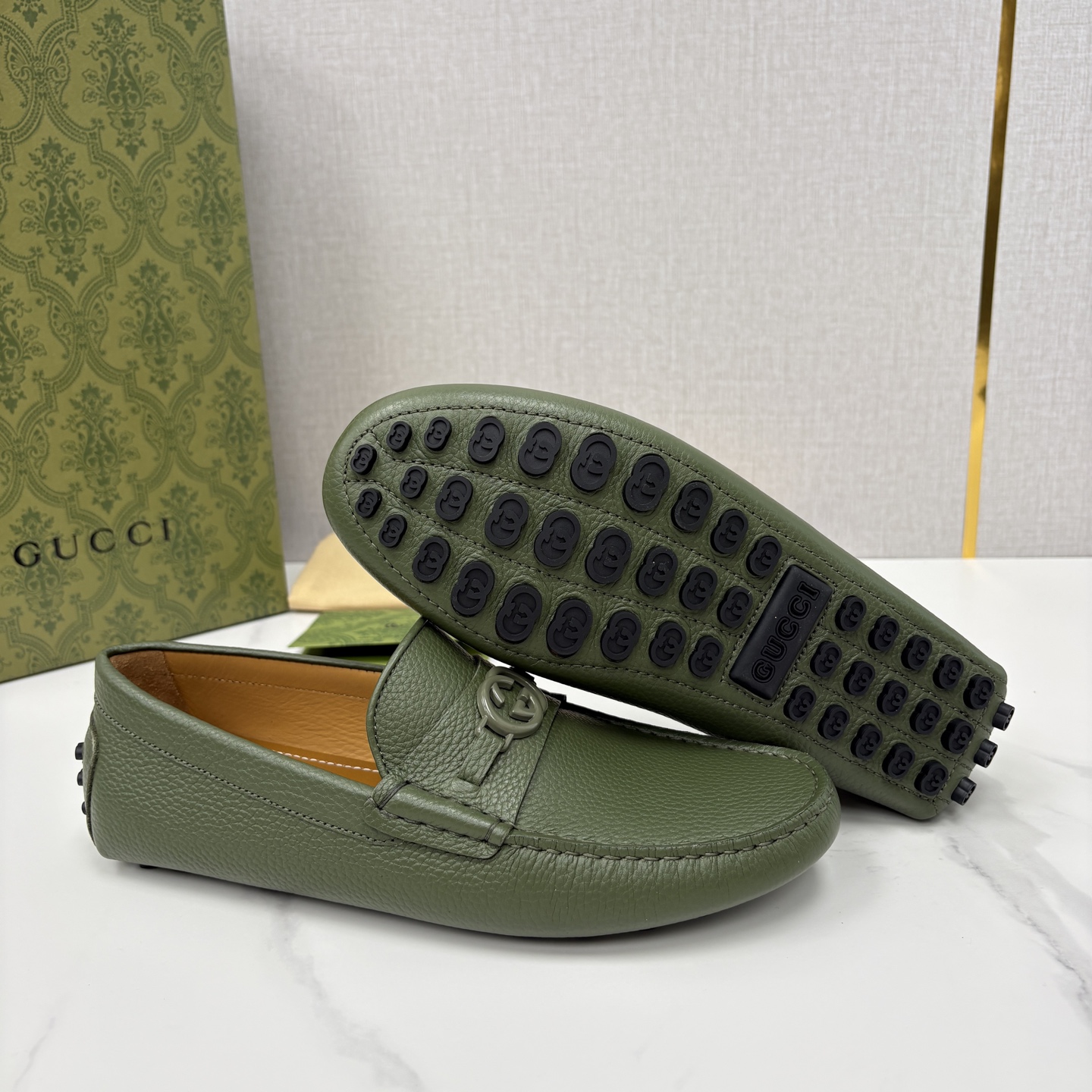 💋💍 G家 代购版 官网同步发售 GUCC* 古～驰 饰马衔扣男士驾车鞋 官方 7,300 经典款式豆豆