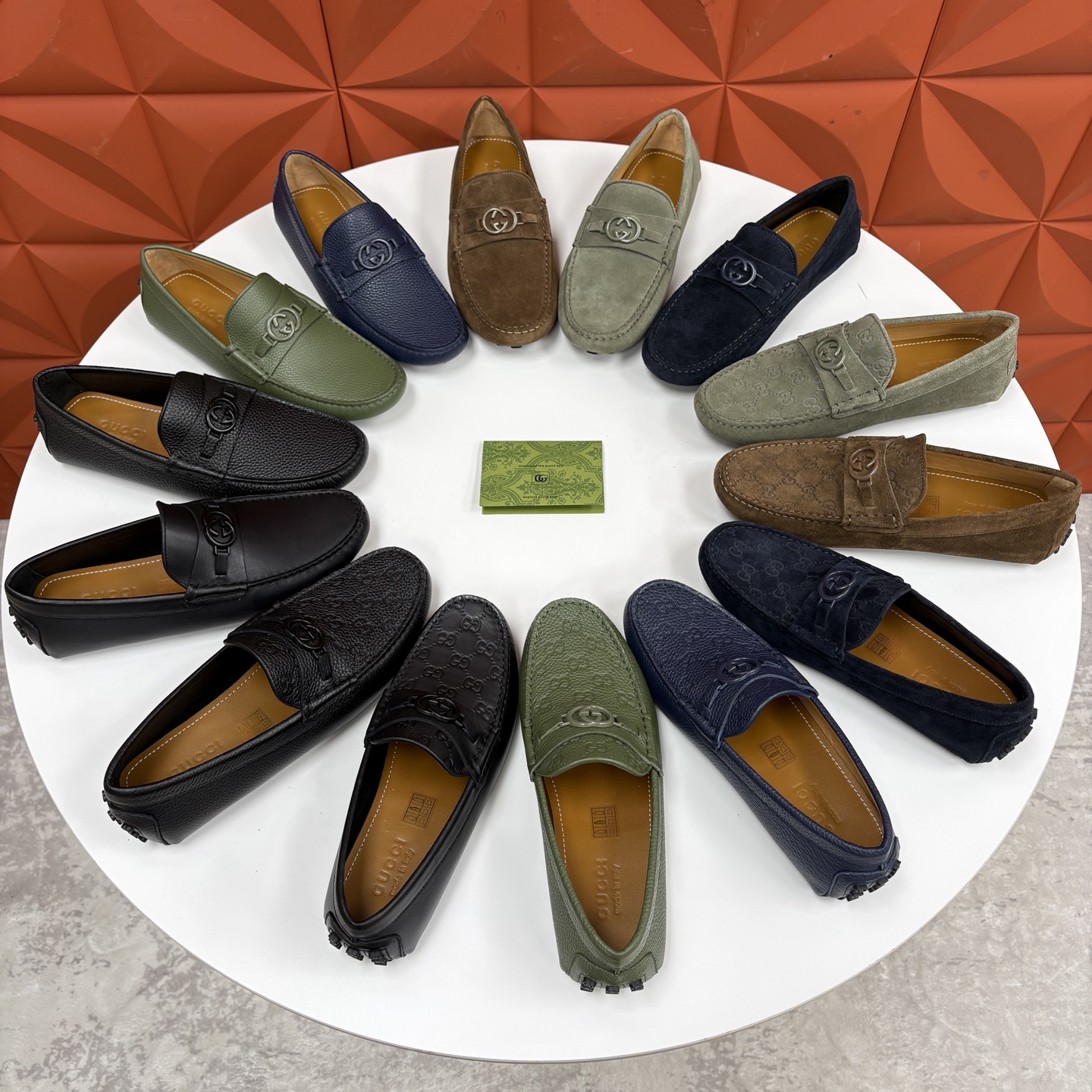 💋💍 G家 代购版 官网同步发售 GUCC* 古～驰 饰马衔扣男士驾车鞋 官方 7,300 经典款式豆豆